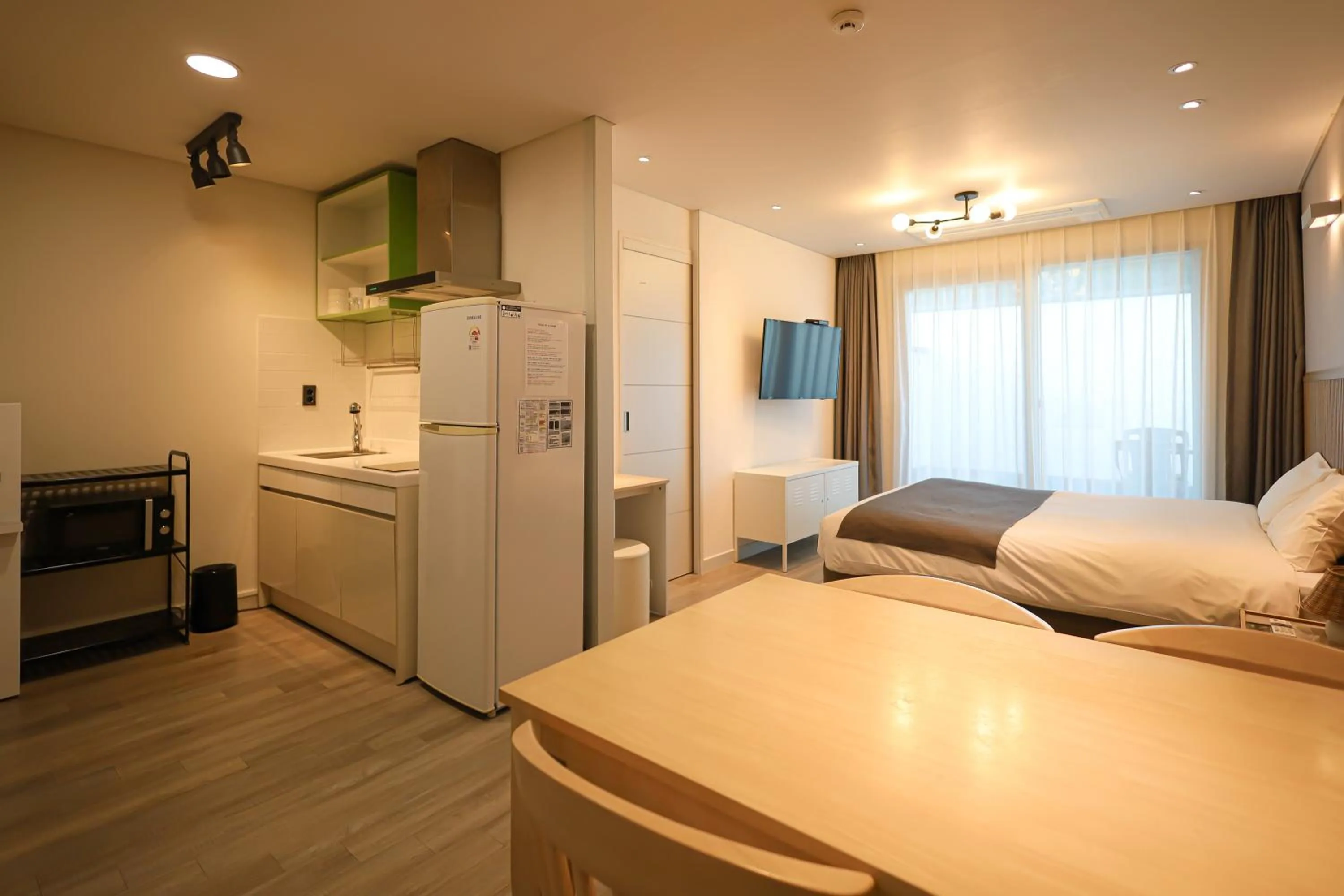 Kitchen or kitchenette in Pool and Villa Sorang