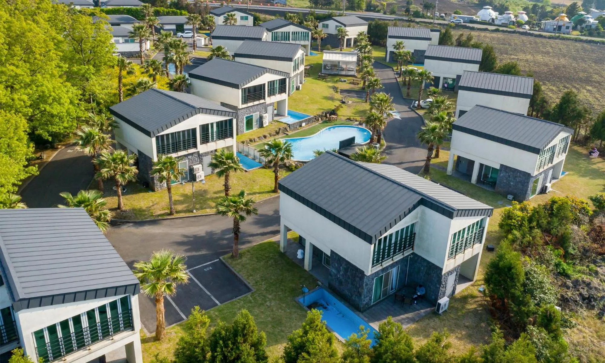Bird's eye view in Pool and Villa Sorang