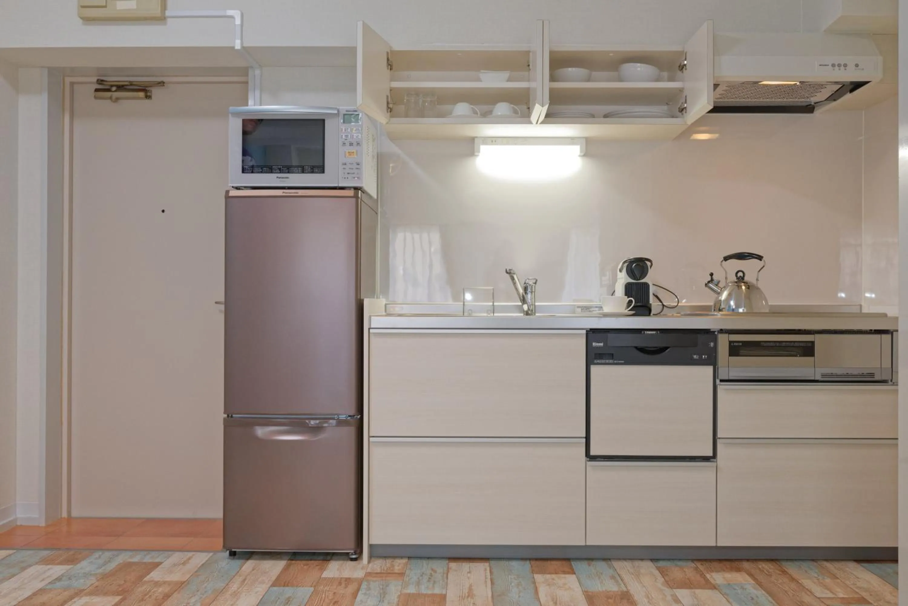 Kitchen or kitchenette in Wallaby House