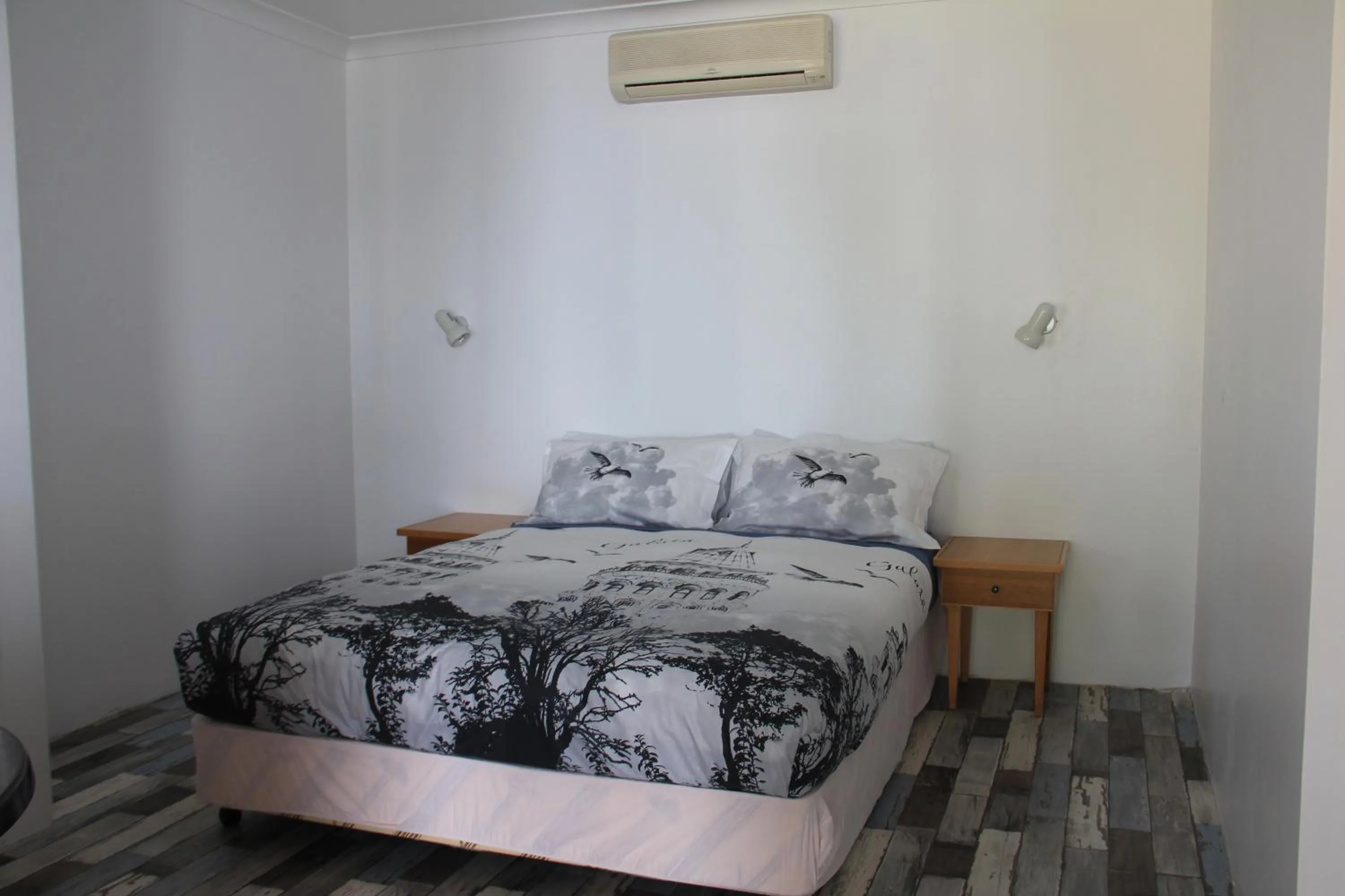 Bedroom, Bed in Busselton Ithaca Motel