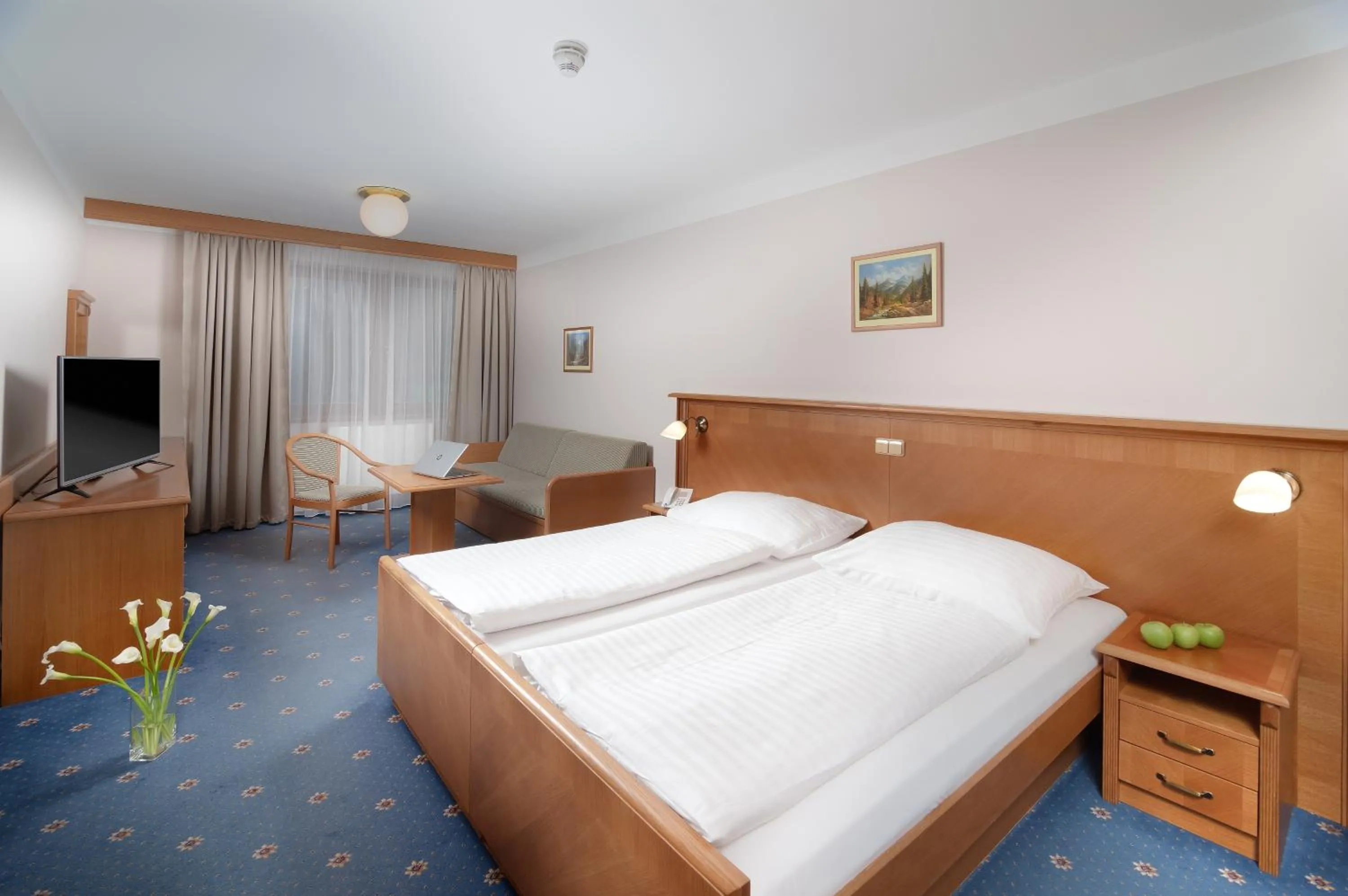 Bed in Wellness Hotel Windsor