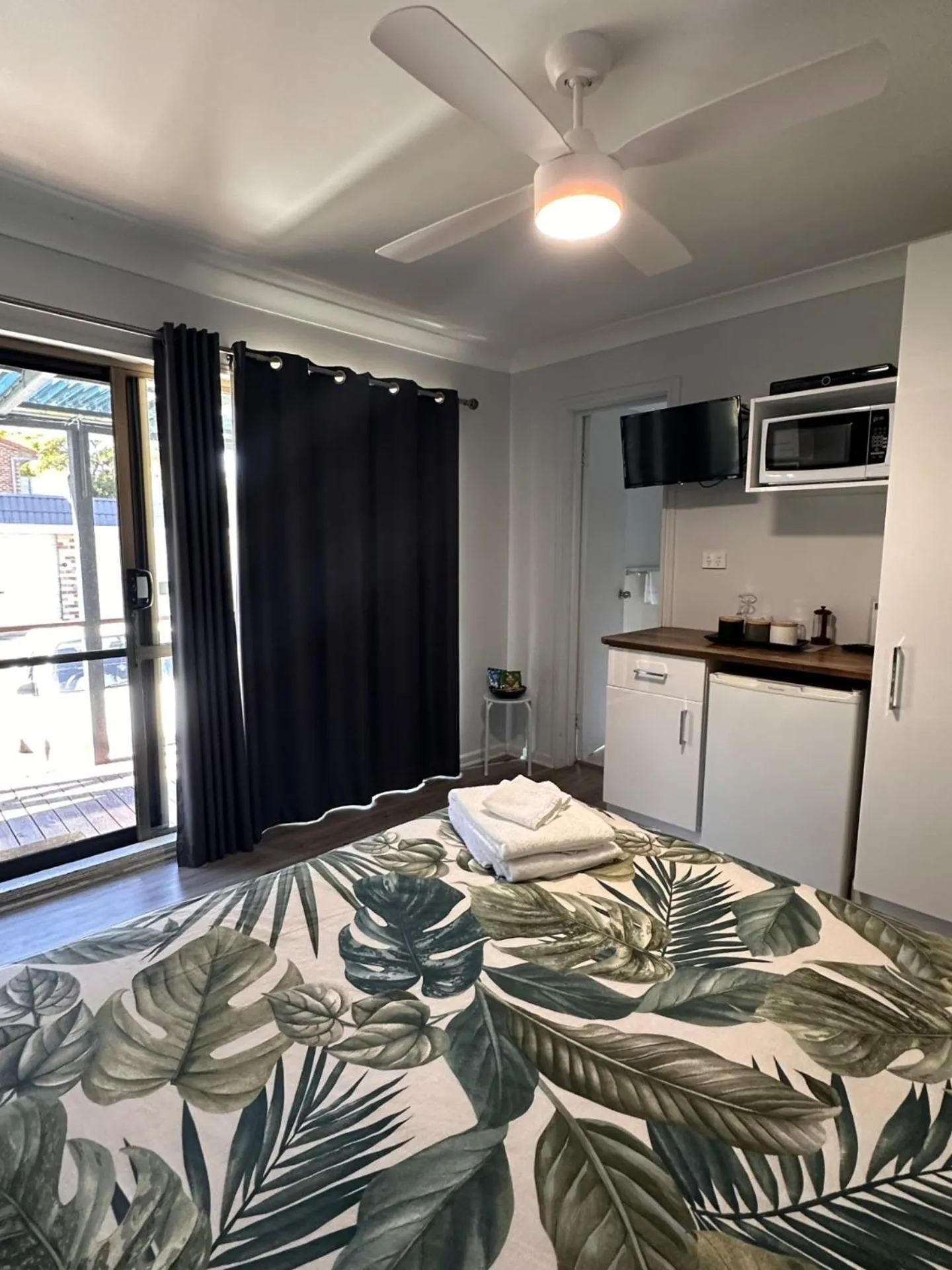 Bed in Narimba Motel