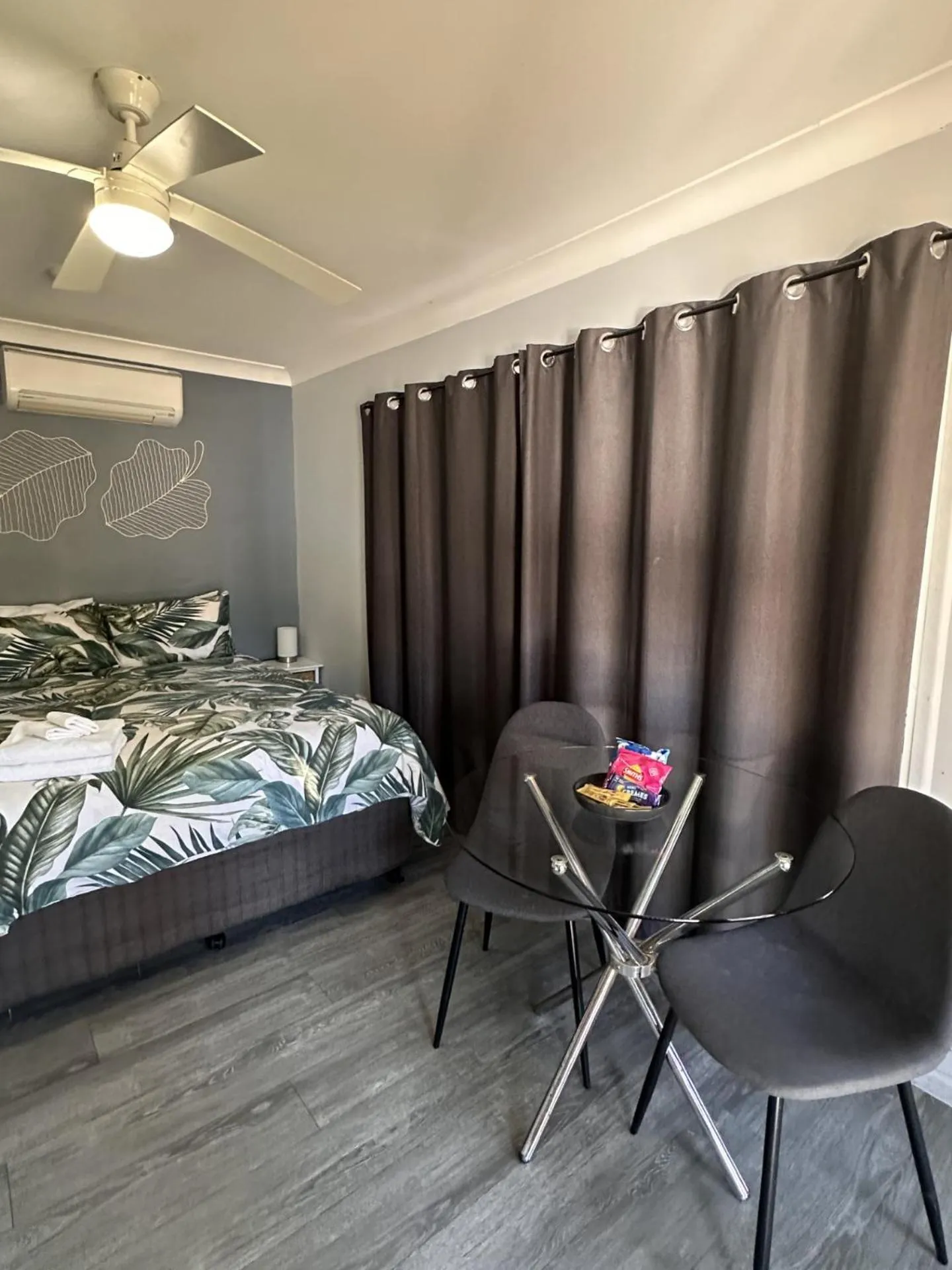 Bed in Narimba Motel