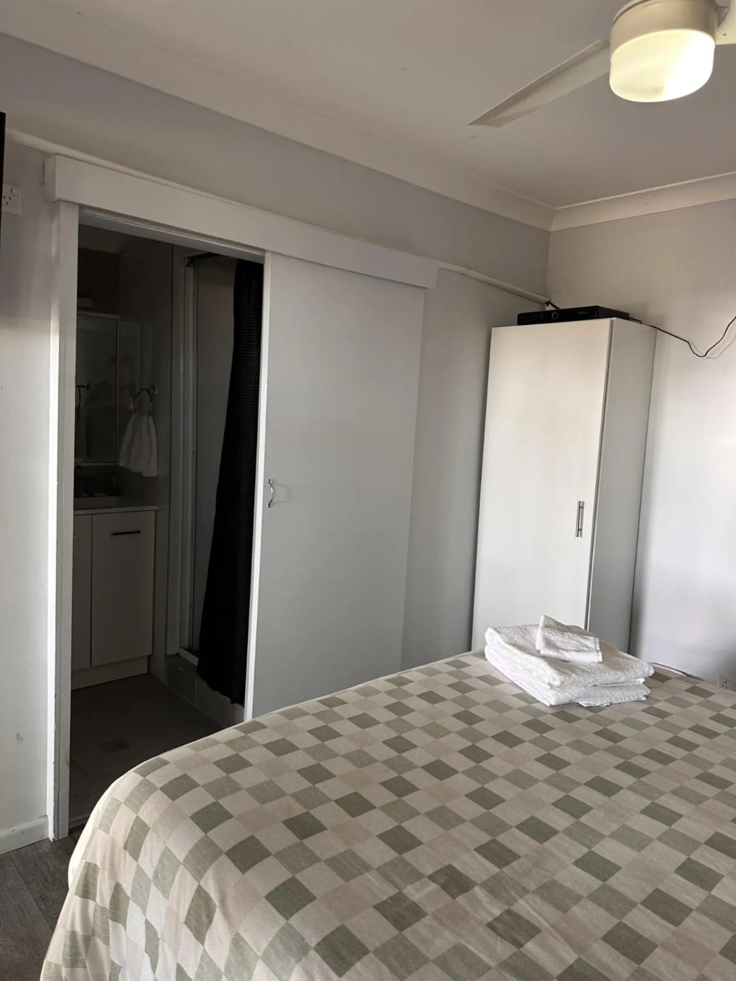 Bed in Narimba Motel