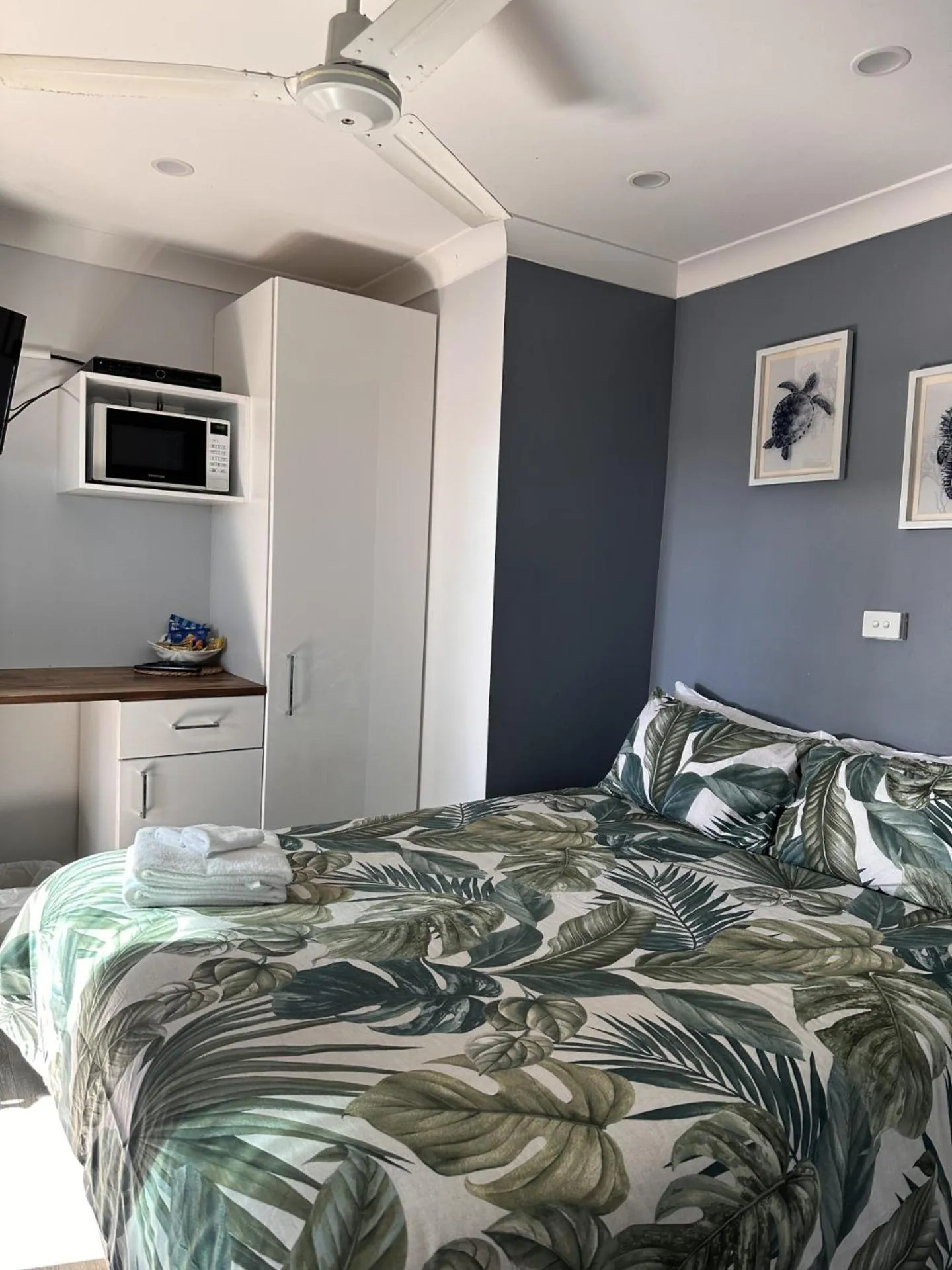 Bed in Narimba Motel