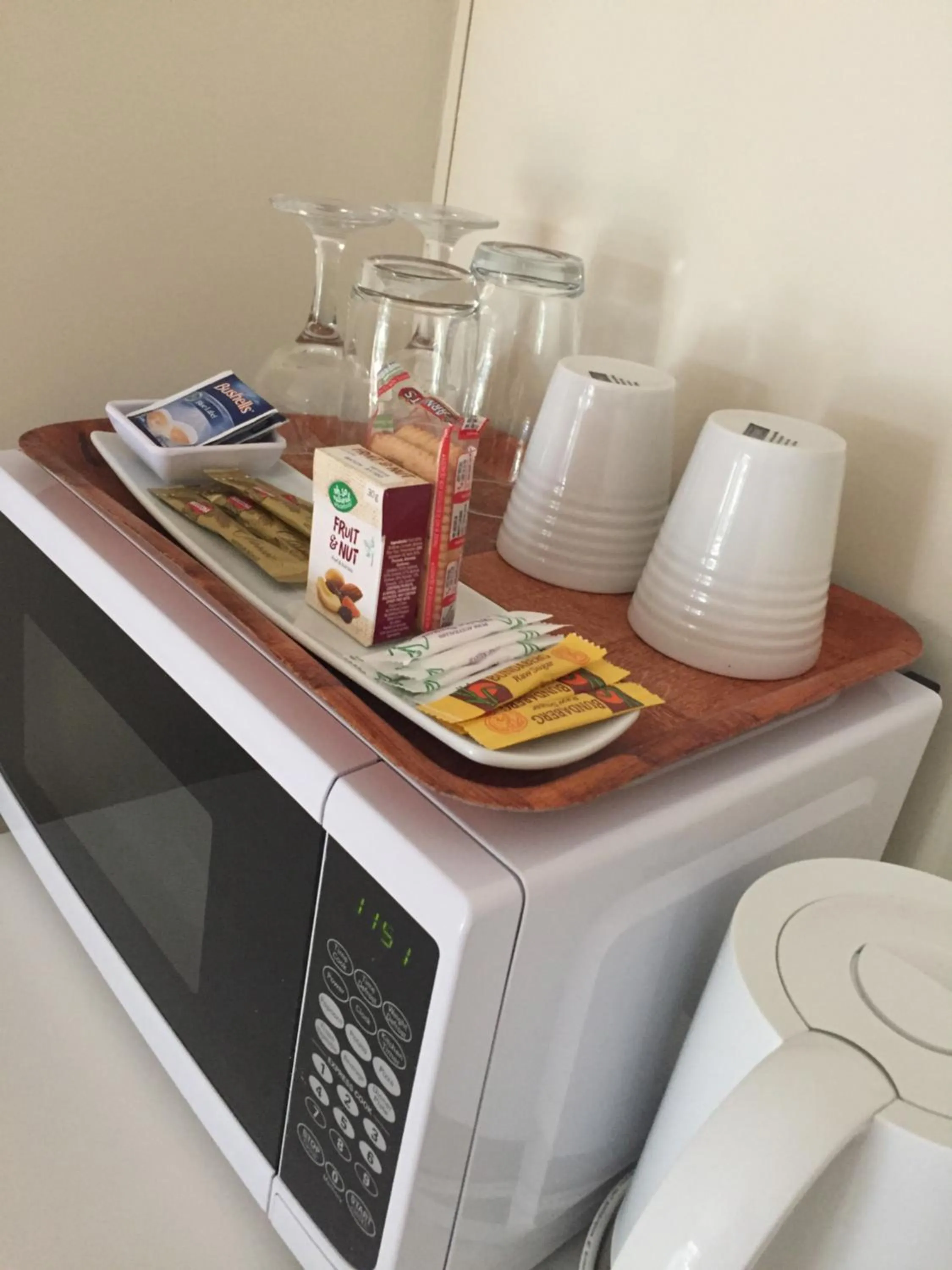 Coffee/tea facilities in Narimba Motel