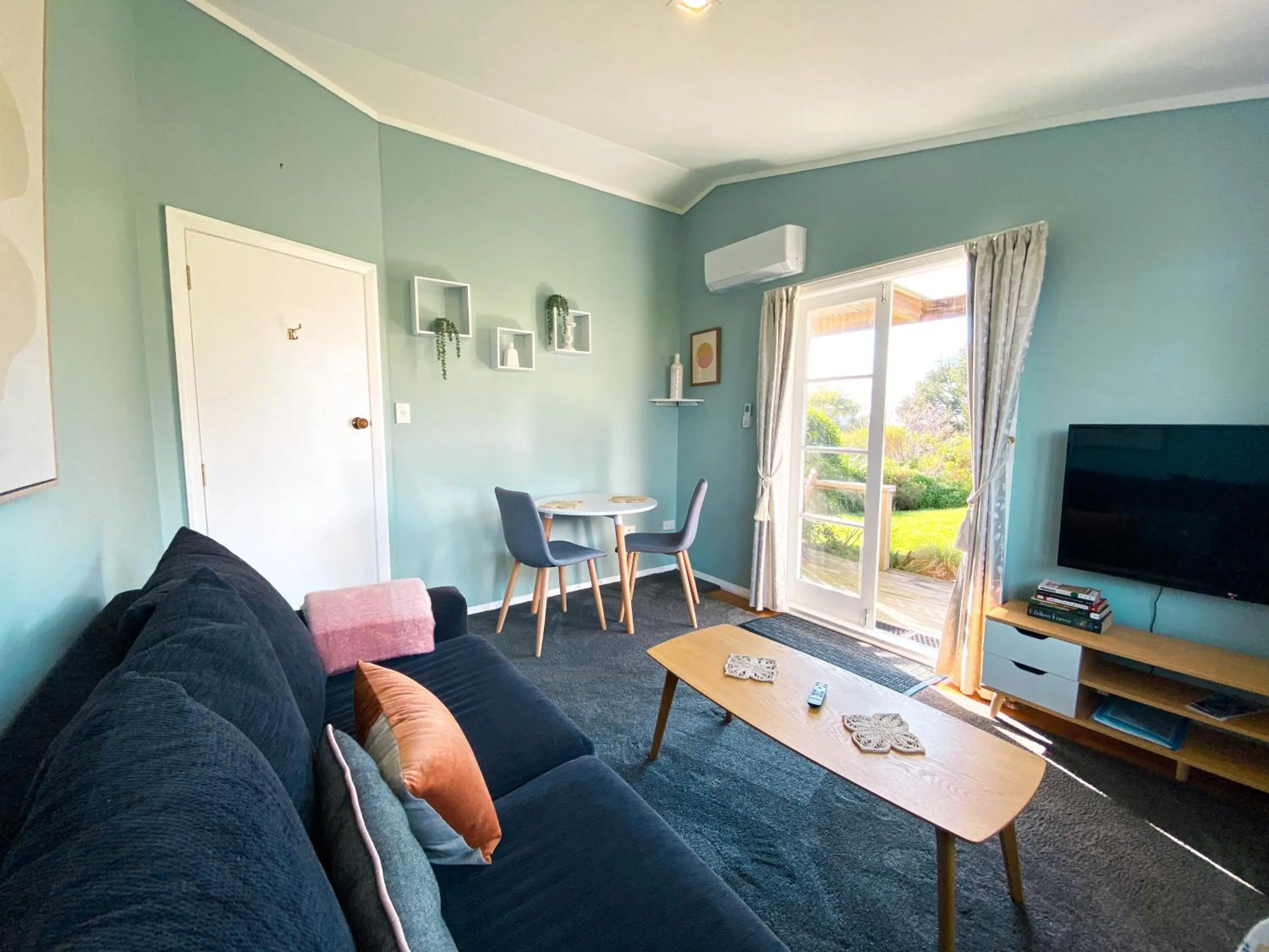 Living room in Kauri Villas