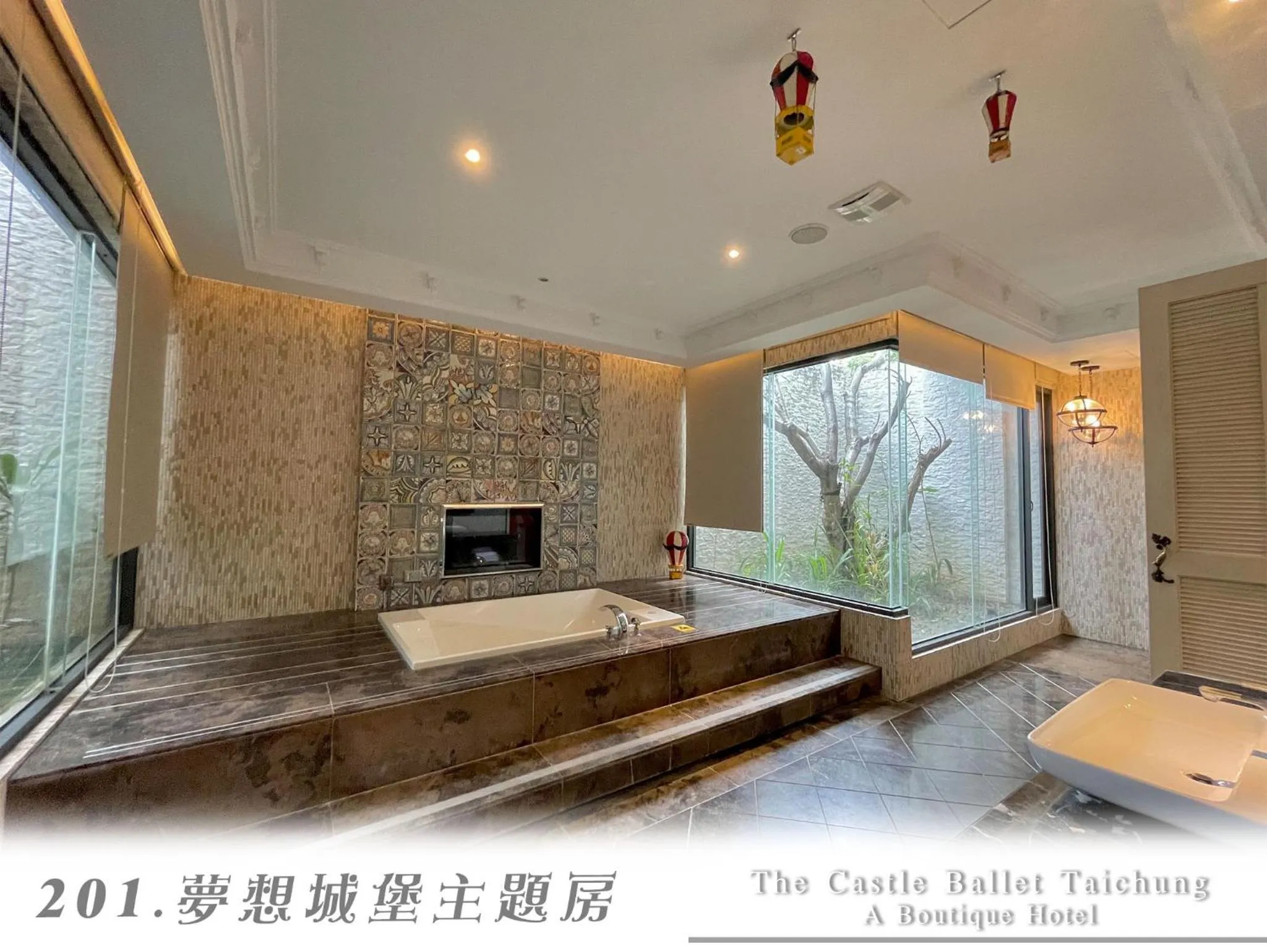 The Castle Ballet Taichung A Boutique Hotel