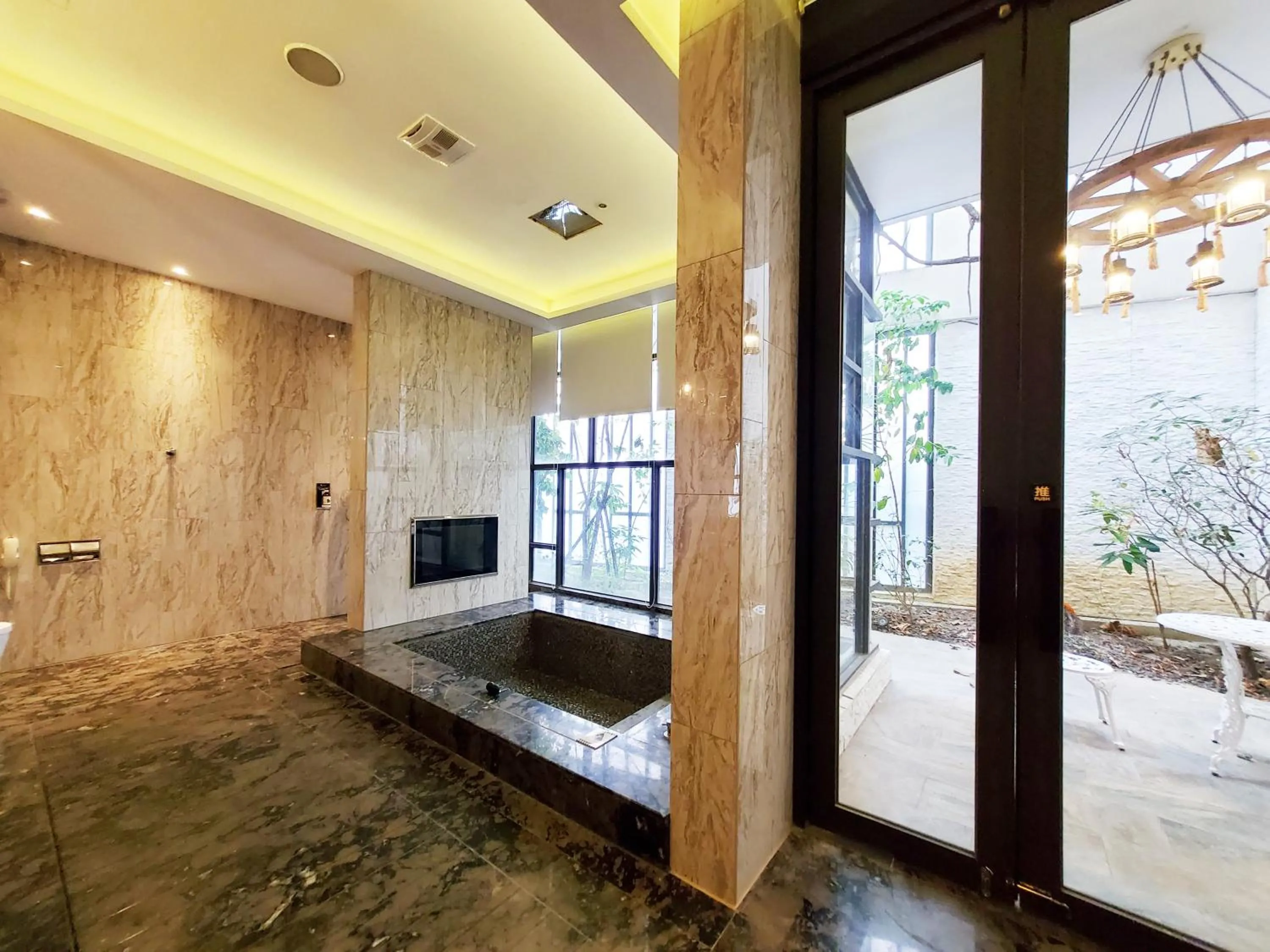 The Castle Ballet Taichung A Boutique Hotel