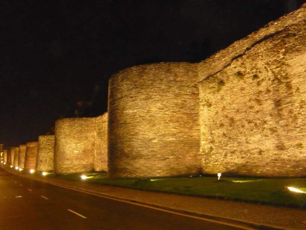 Area and facilities in Coto Real