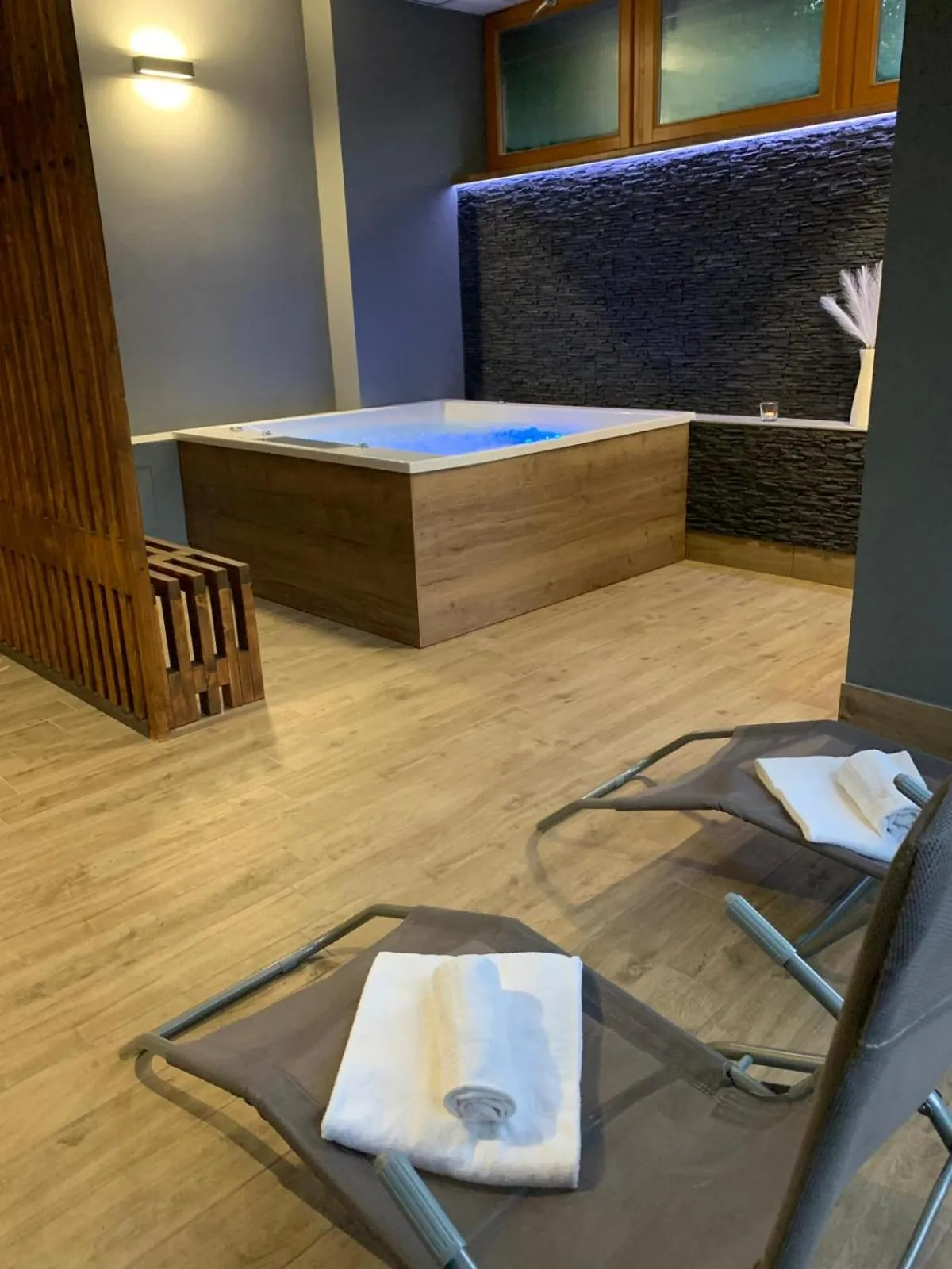 Hot Tub in Parkhotel Harrachov