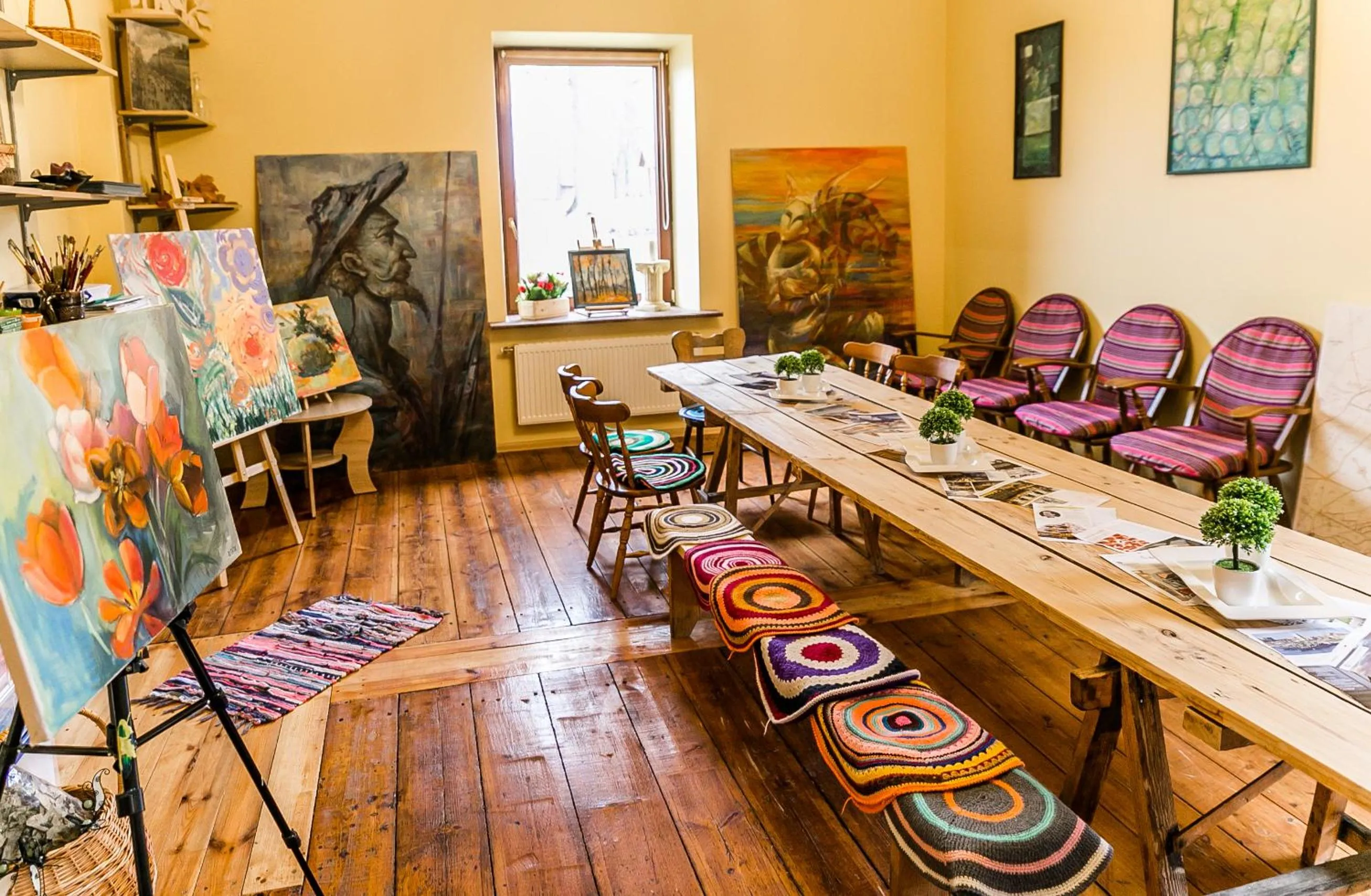 Business facilities in Lindenhoff