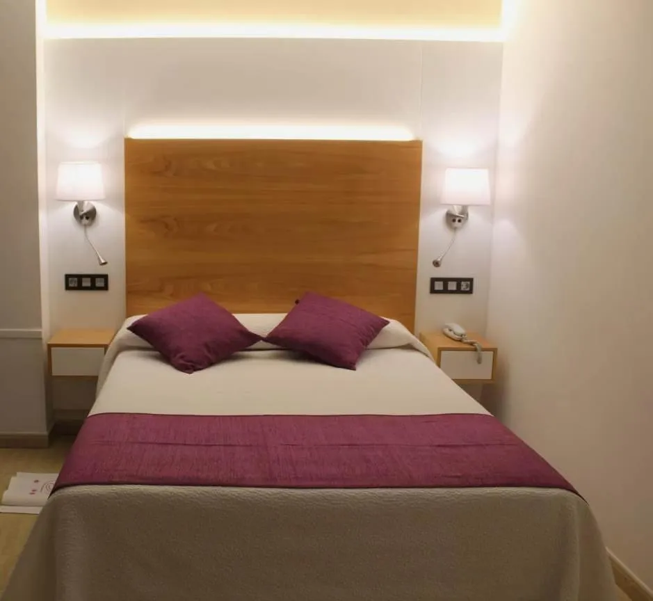 Bed in Hotel La Noyesa *** Superior