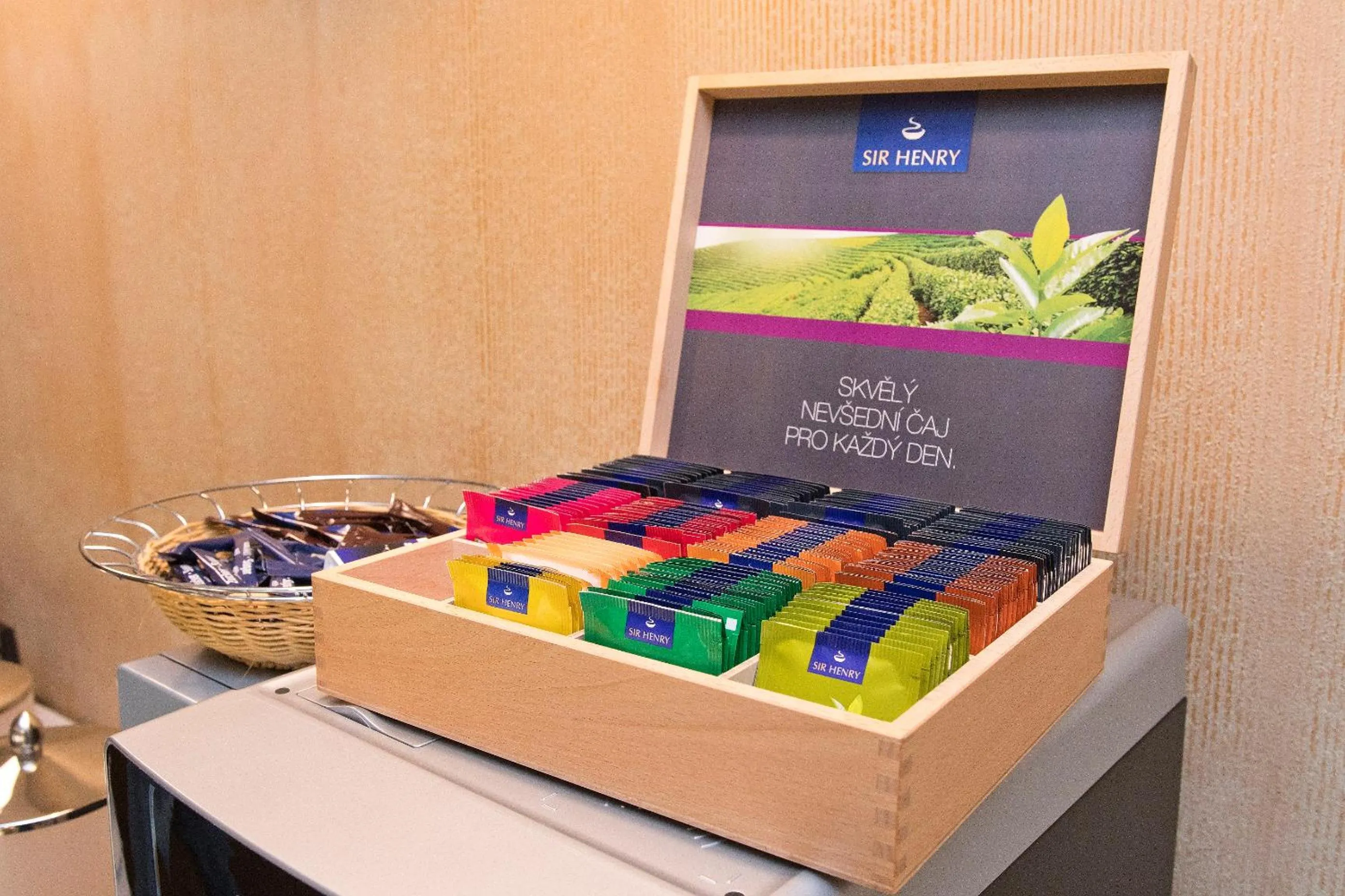 Buffet breakfast in Hotel Art