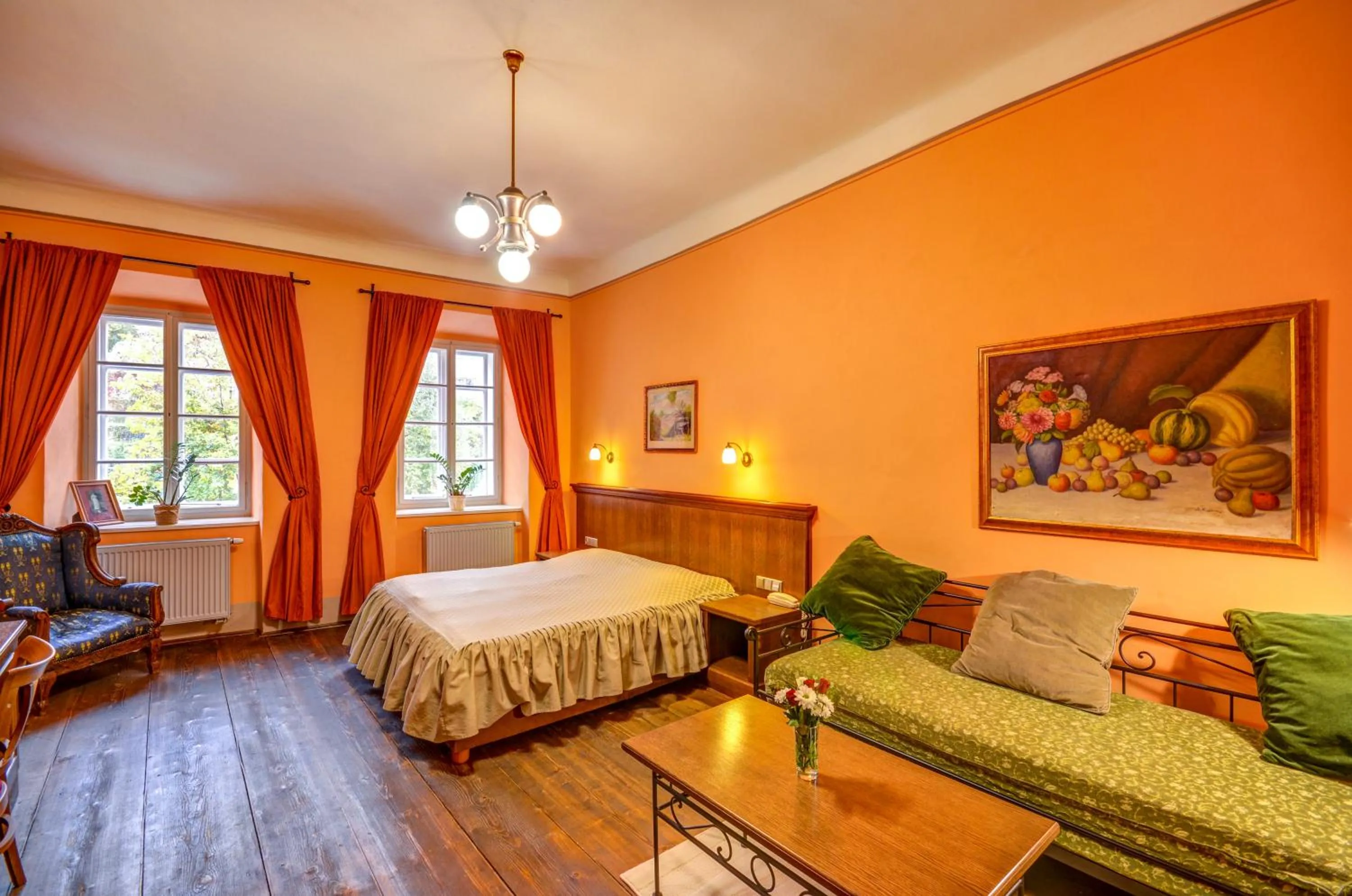 Photo of the whole room, Bed in Hotel Edward Kelly