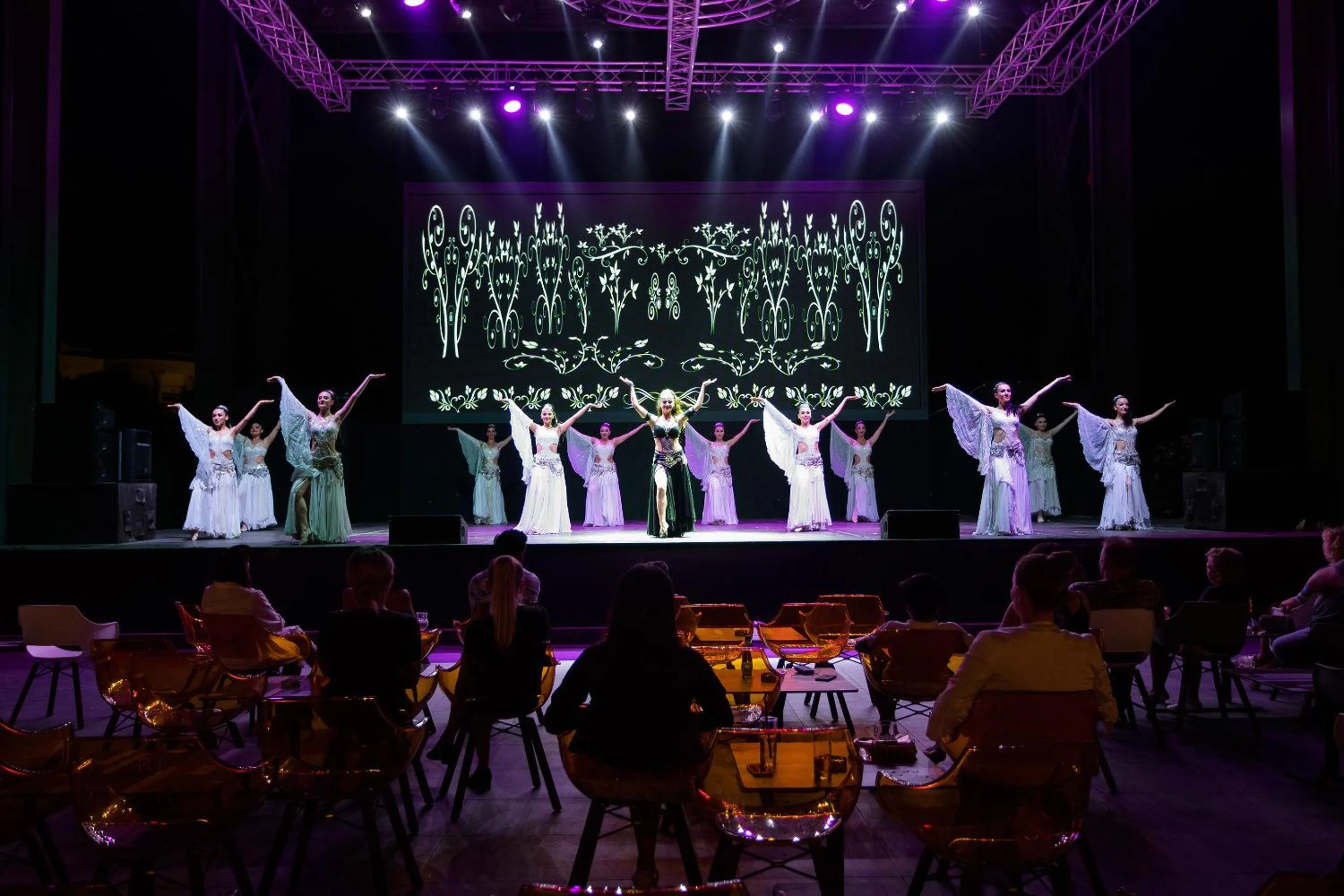 Evening entertainment in Titanic Mardan Palace