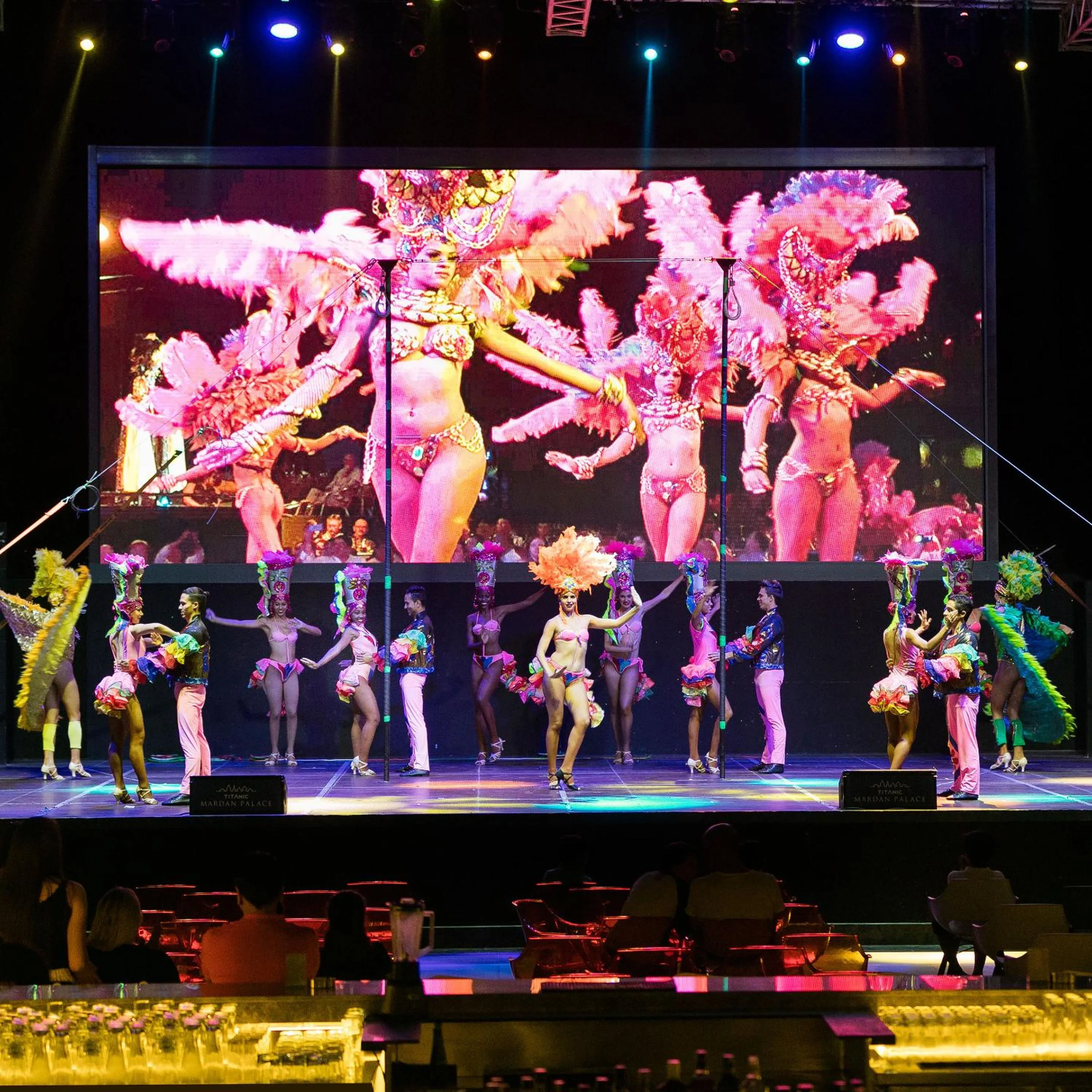 Nightclub / DJ in Titanic Mardan Palace