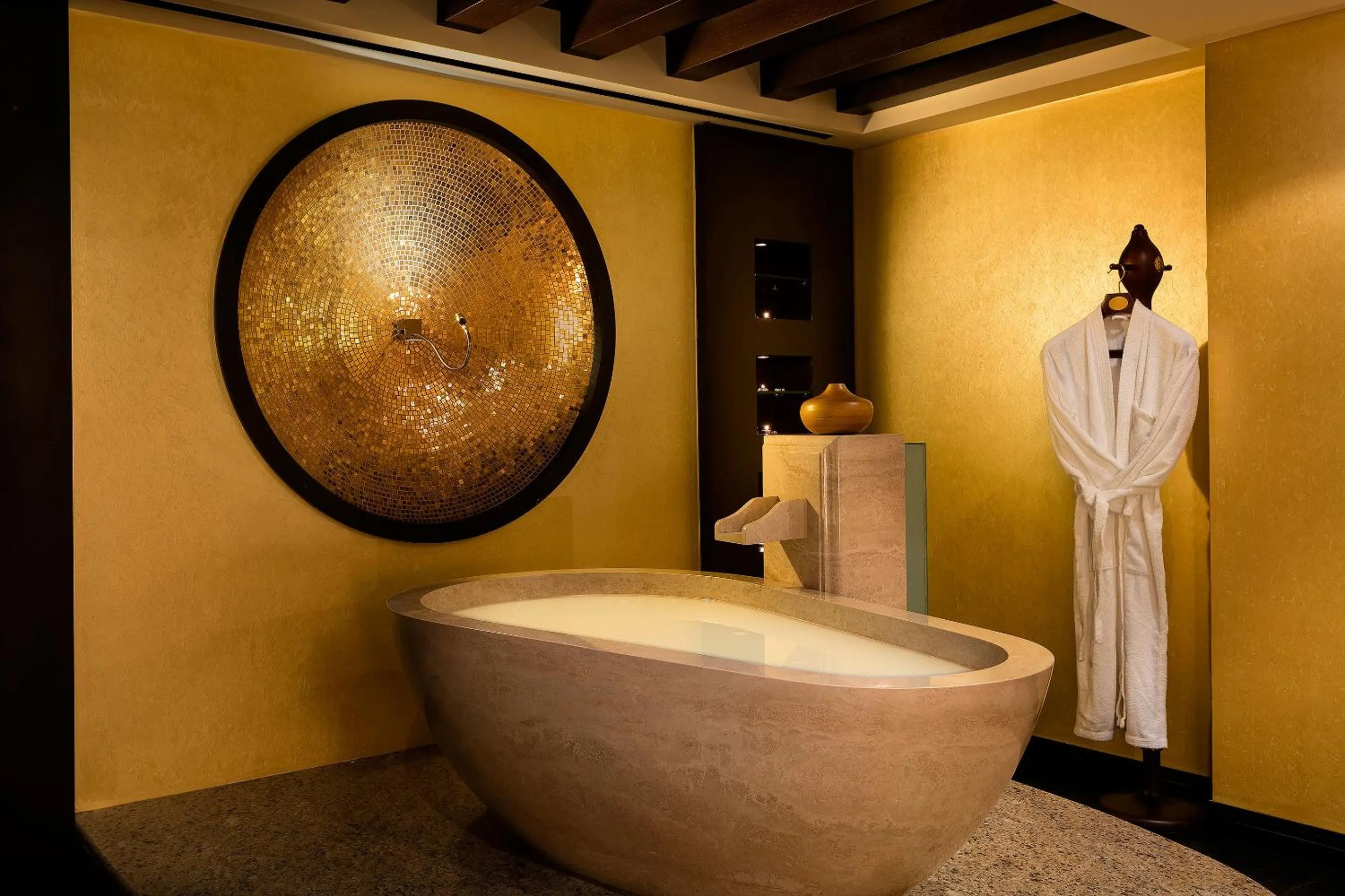 Spa and wellness centre/facilities in Titanic Mardan Palace