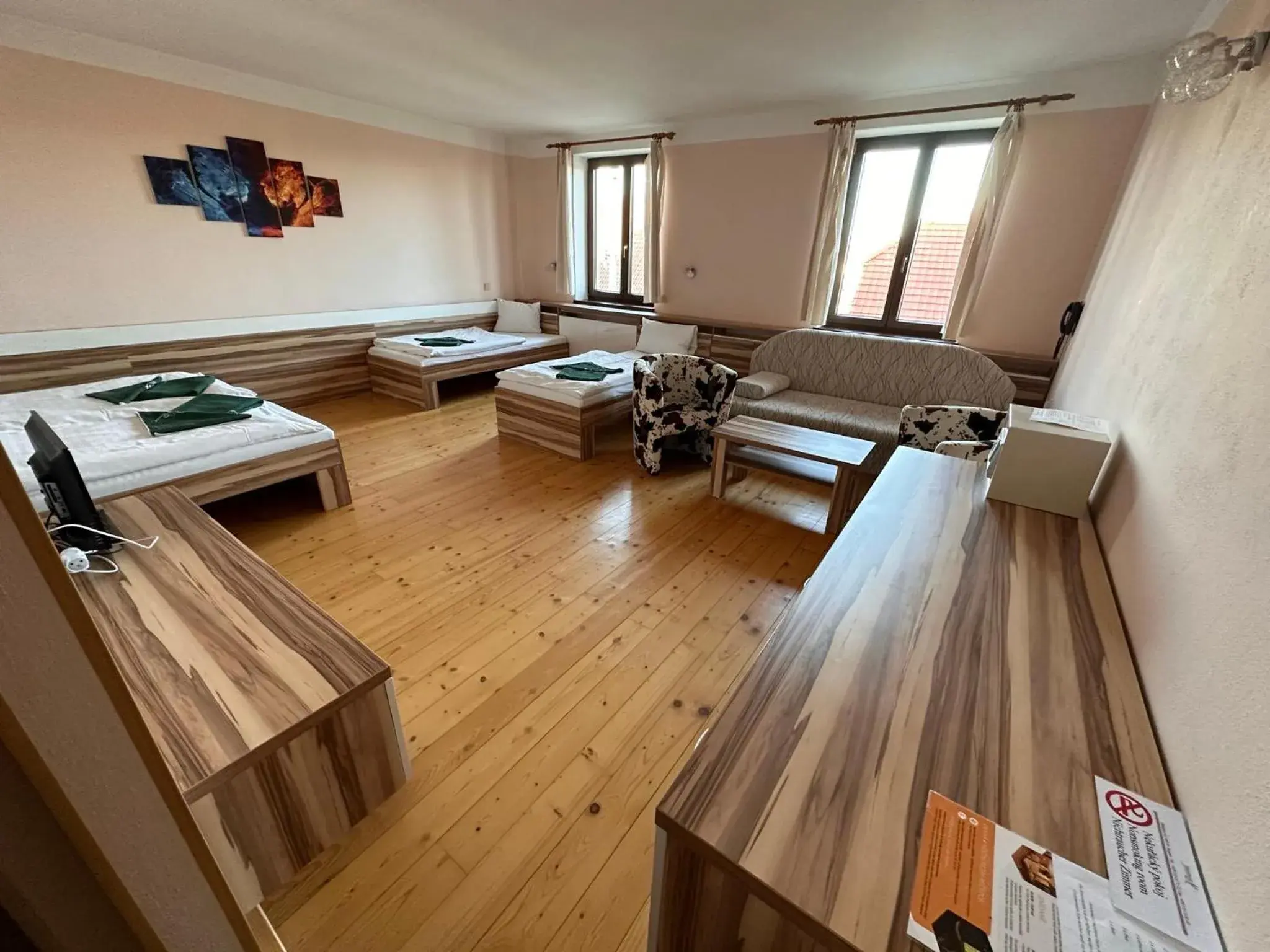 Quadruple Room in Hotel N Quadruple Room in Hotel N