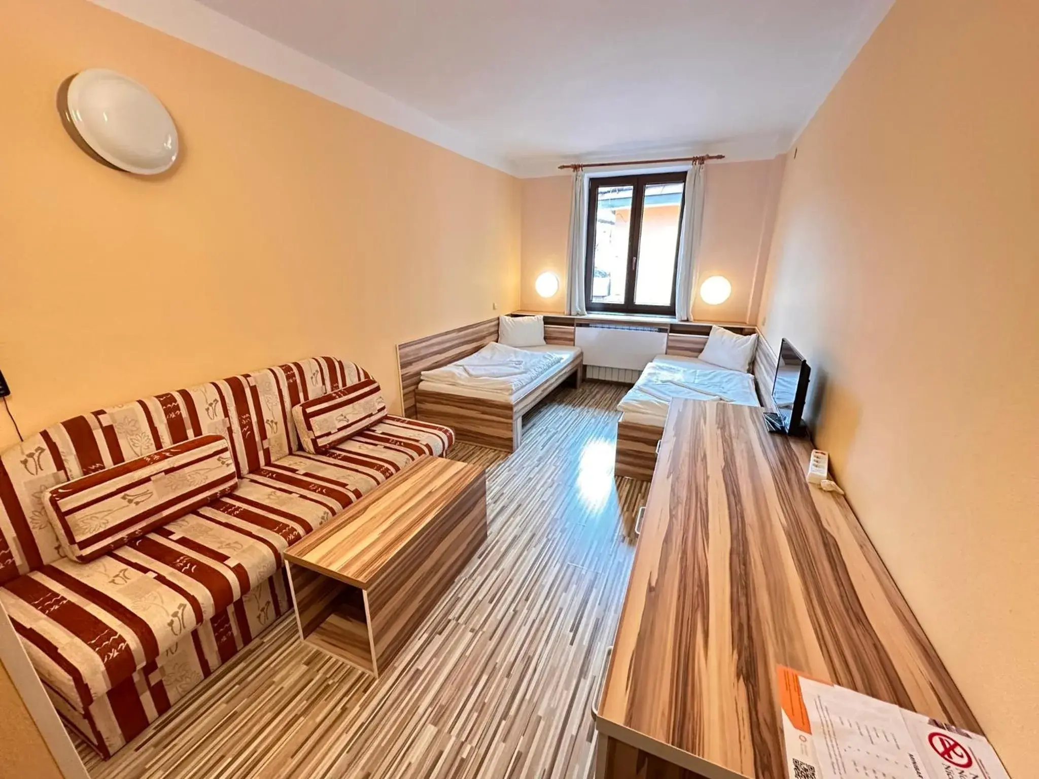 Double or Twin Room - single occupancy in Hotel N Double or Twin Room - single occupancy in Hotel N