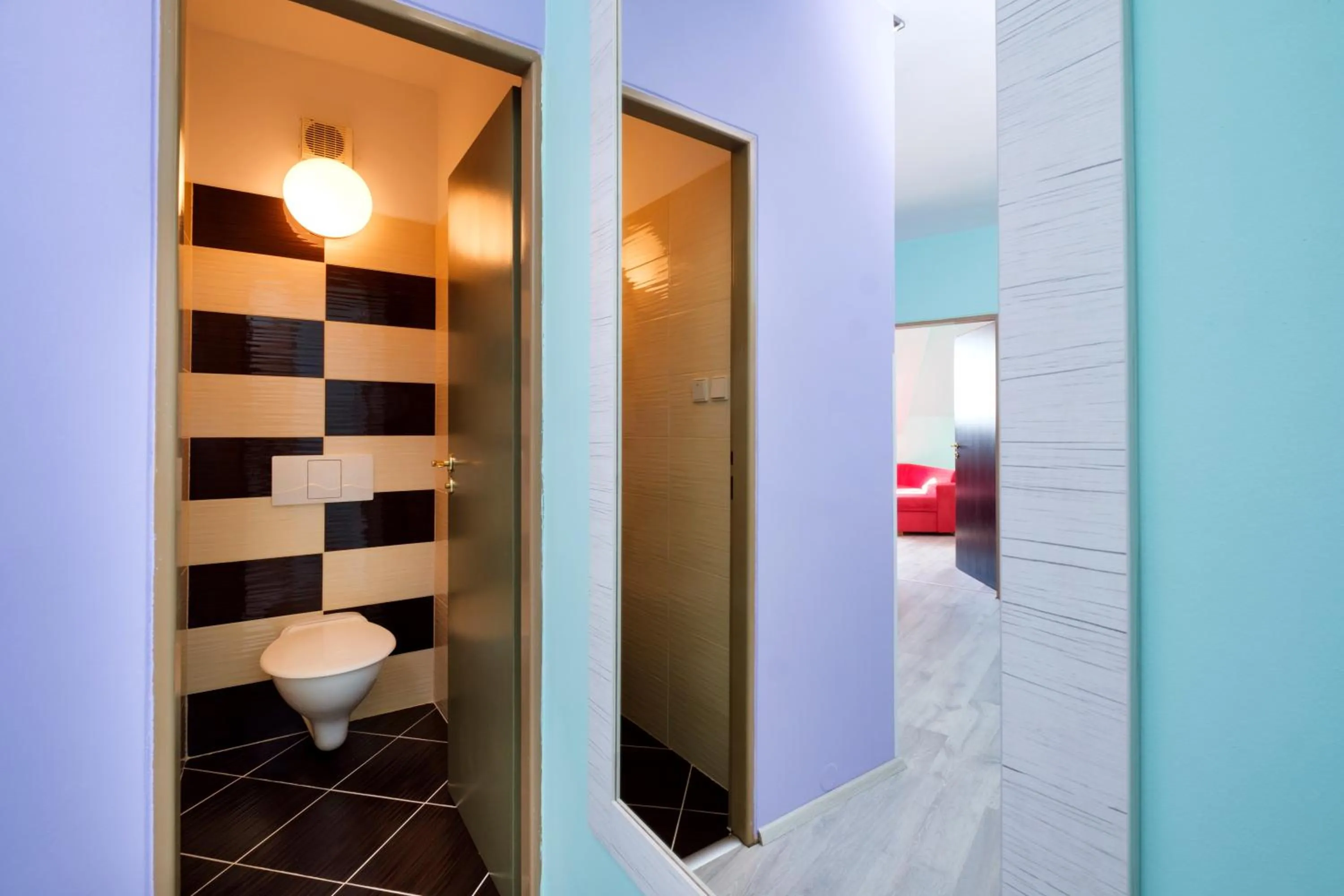 Photo of the whole room in Hotel N