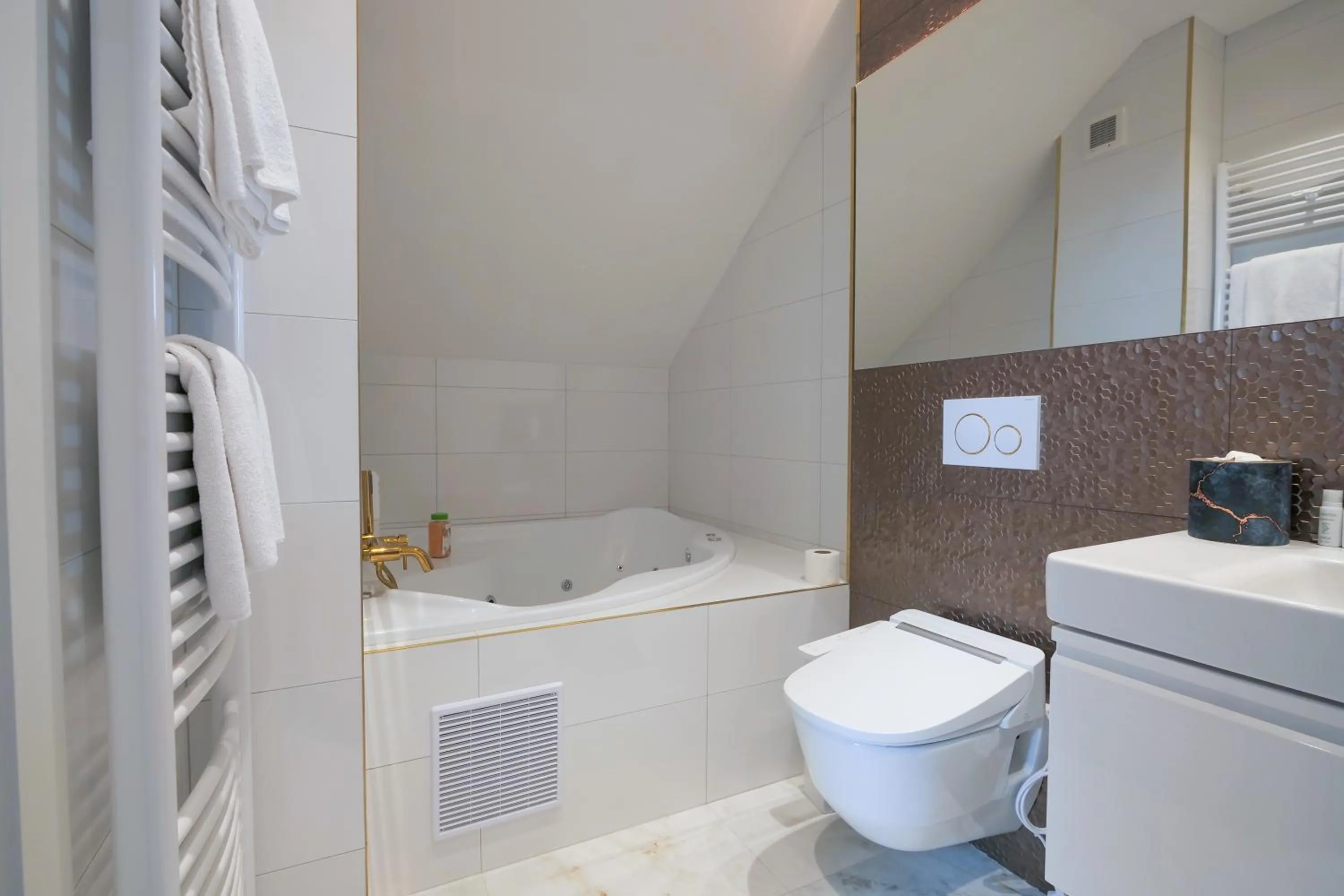 Hot Tub in Hotel Zlatá Hvězda