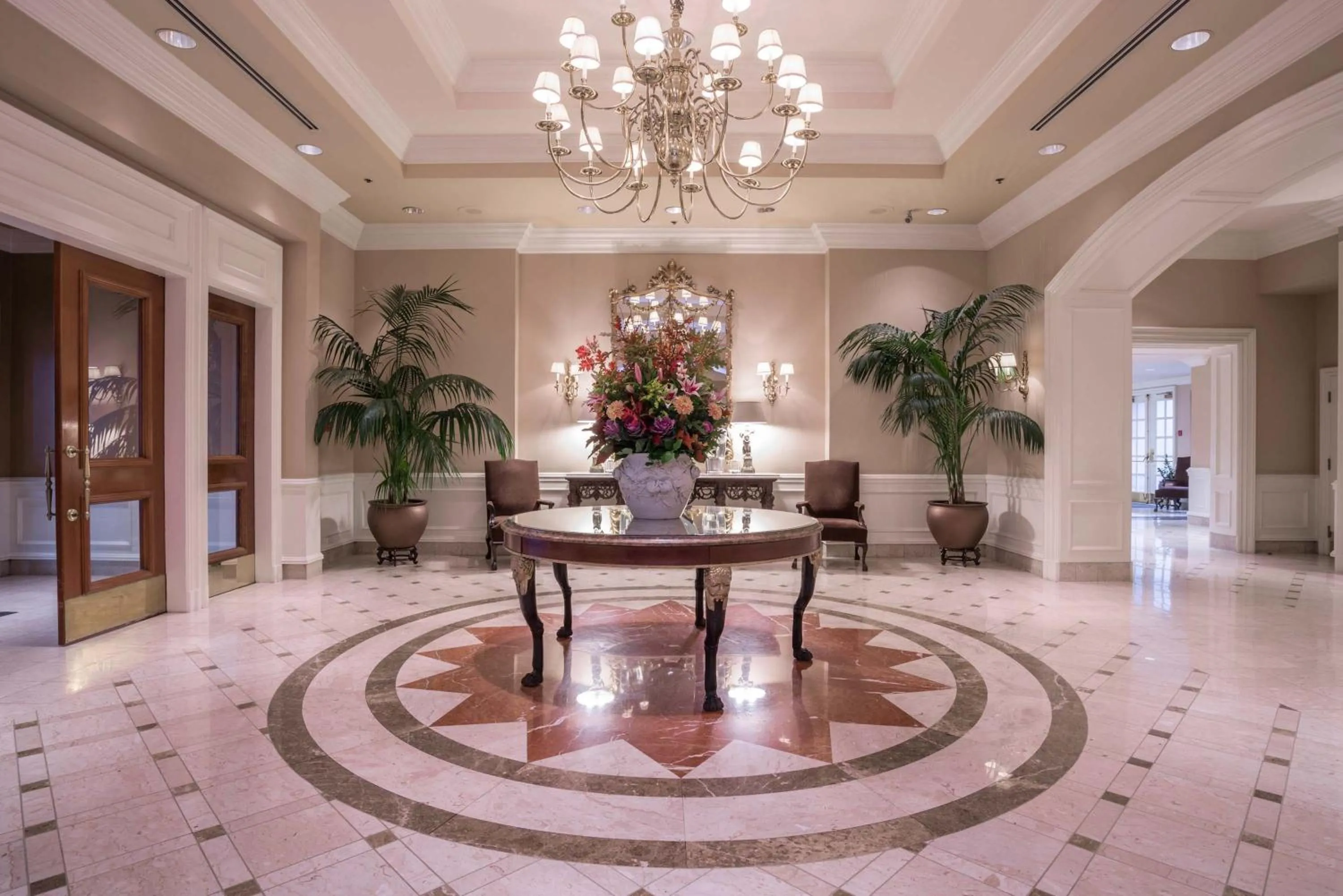 Lobby or reception in La Grande Residence at the Sutton Place Hotel