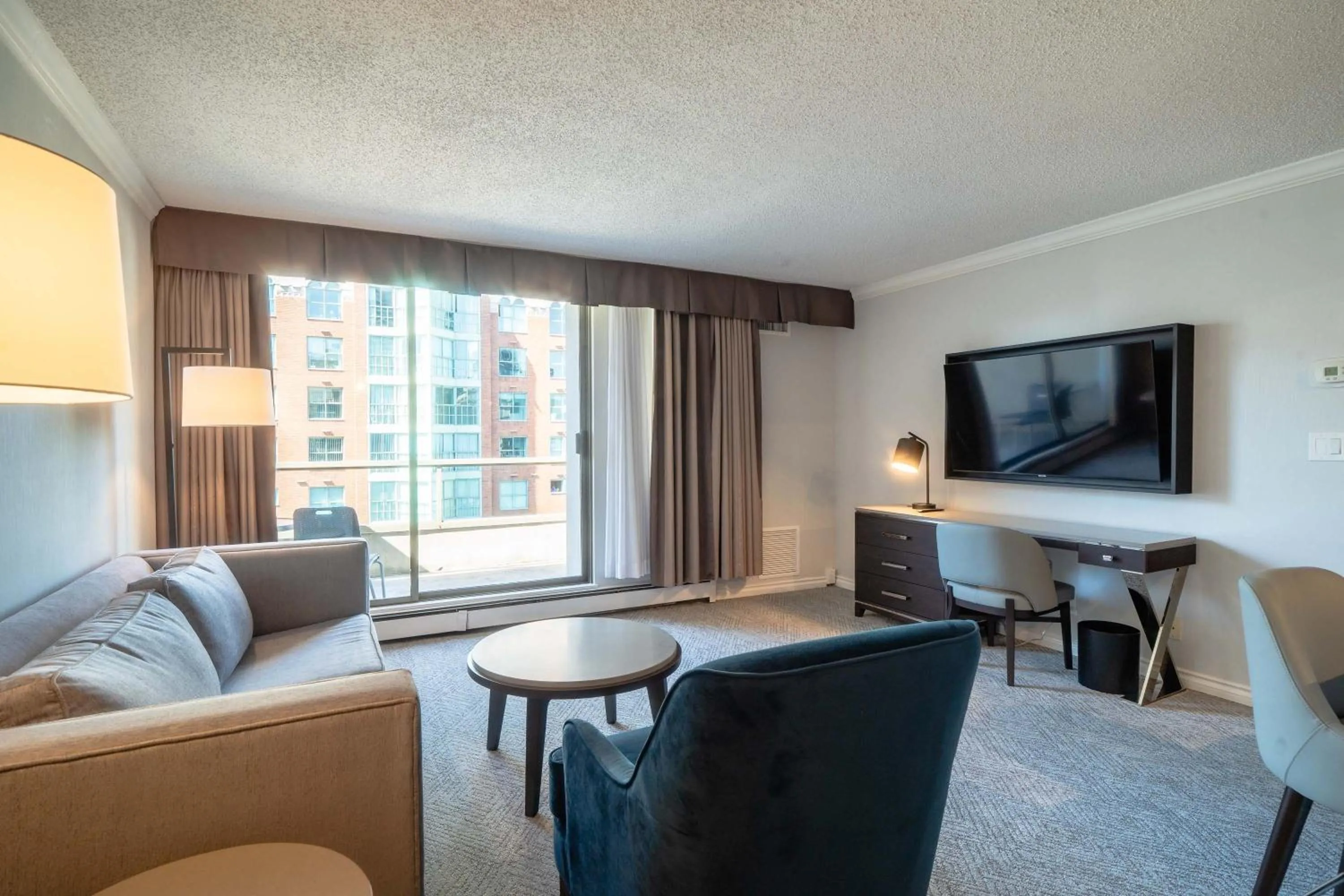 Photo of the whole room in La Grande Residence at the Sutton Place Hotel