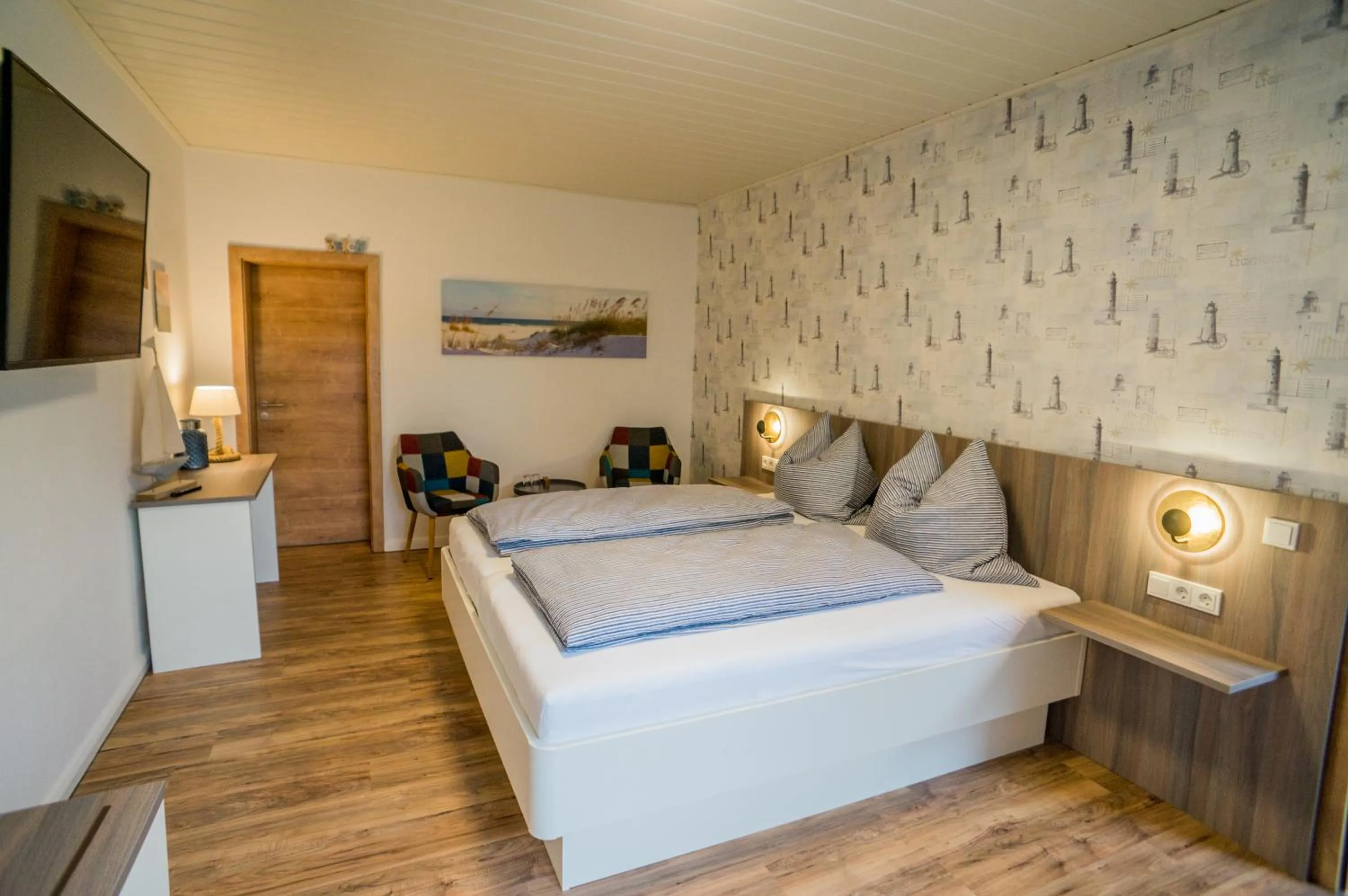 Photo of the whole room, Bed in Hotel HaWattn