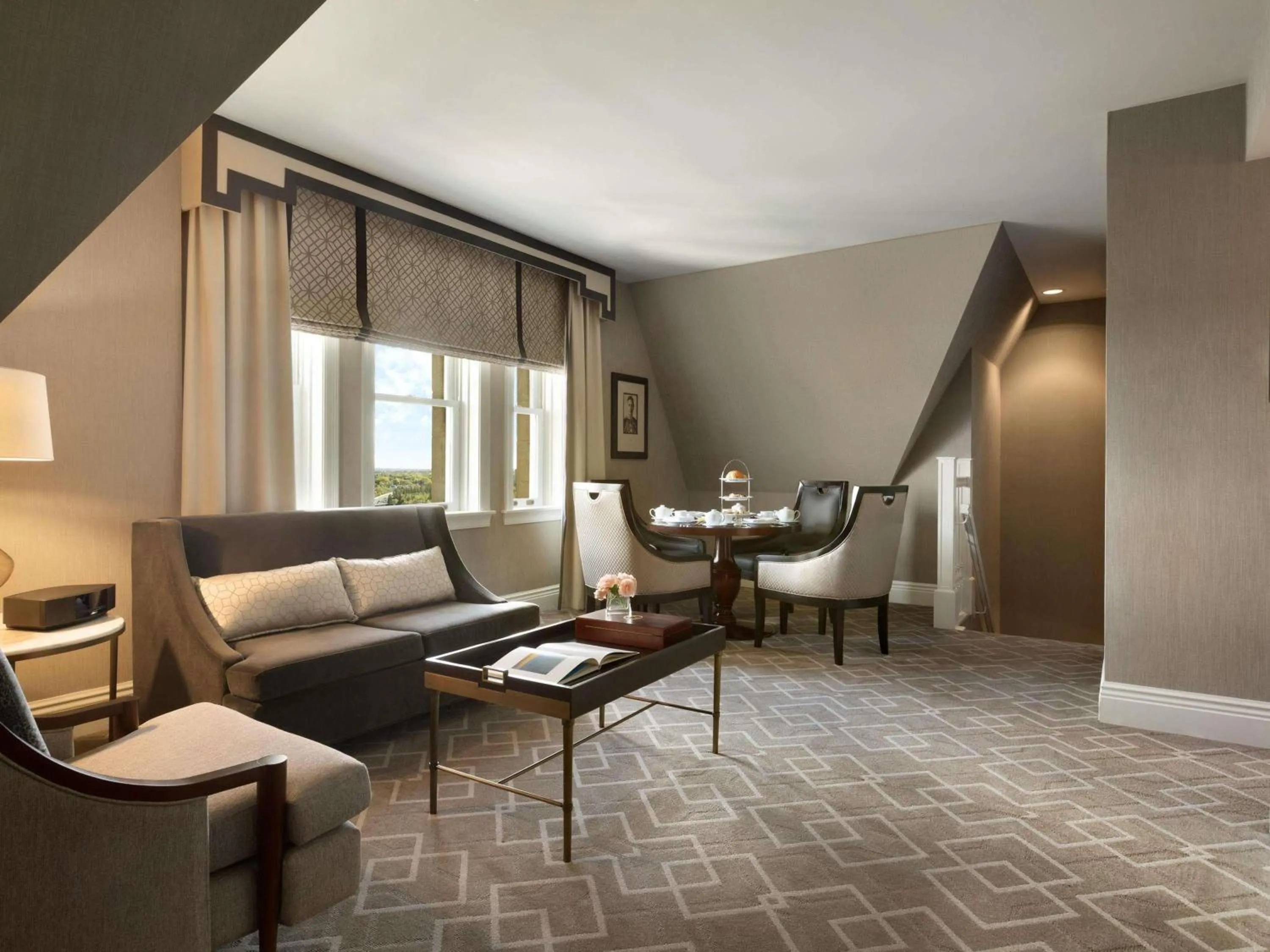 Bedroom in Fairmont Hotel Macdonald