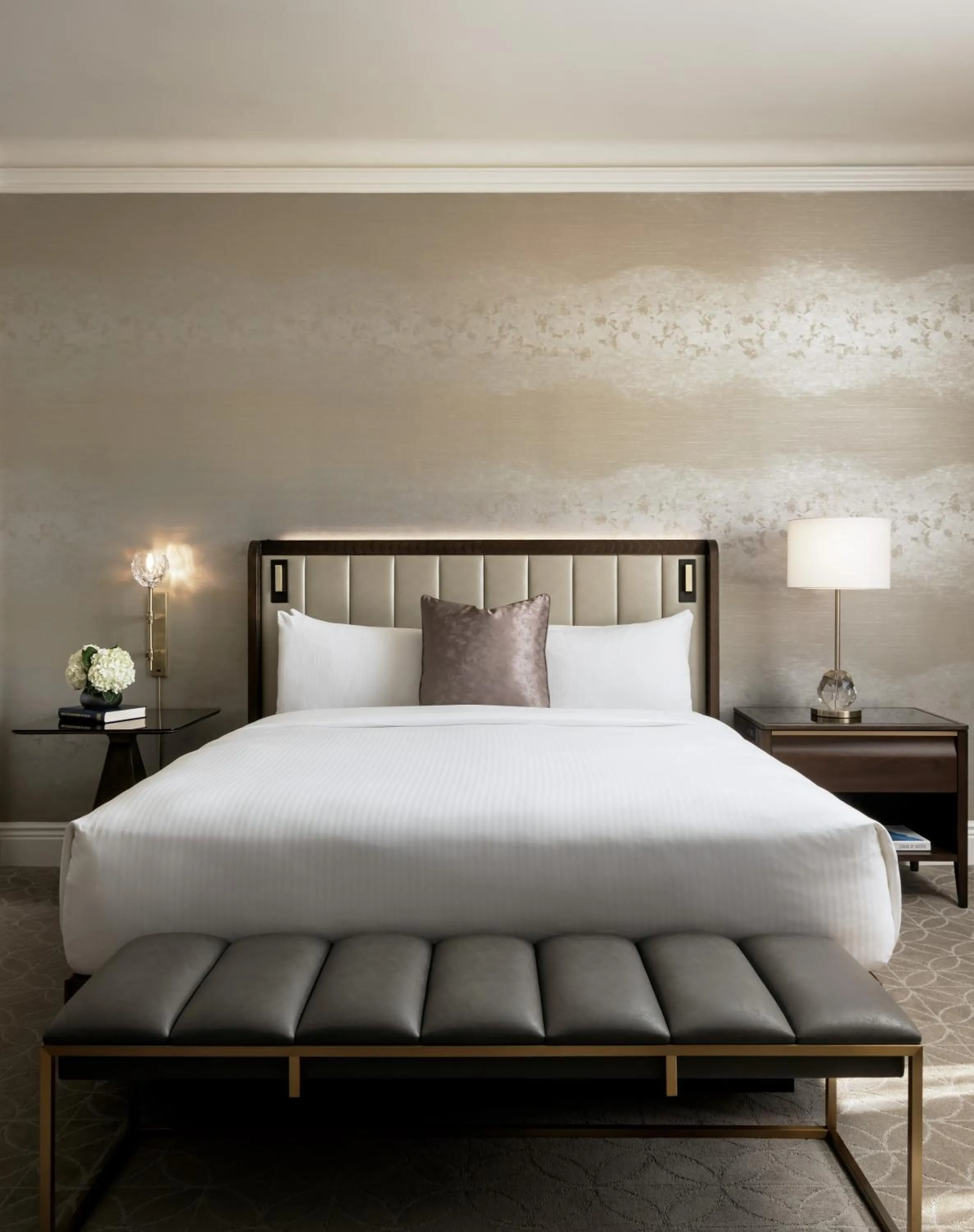 Bed in Fairmont Hotel Macdonald