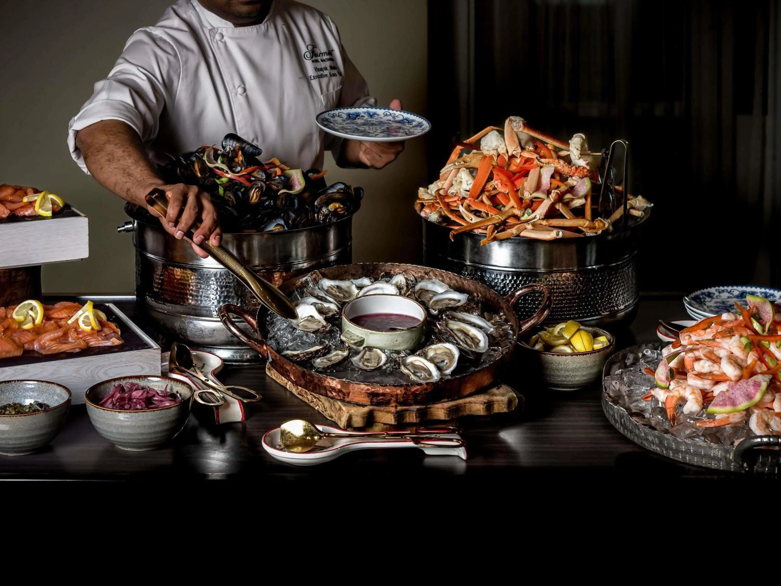 Restaurant/places to eat in Fairmont Hotel Macdonald