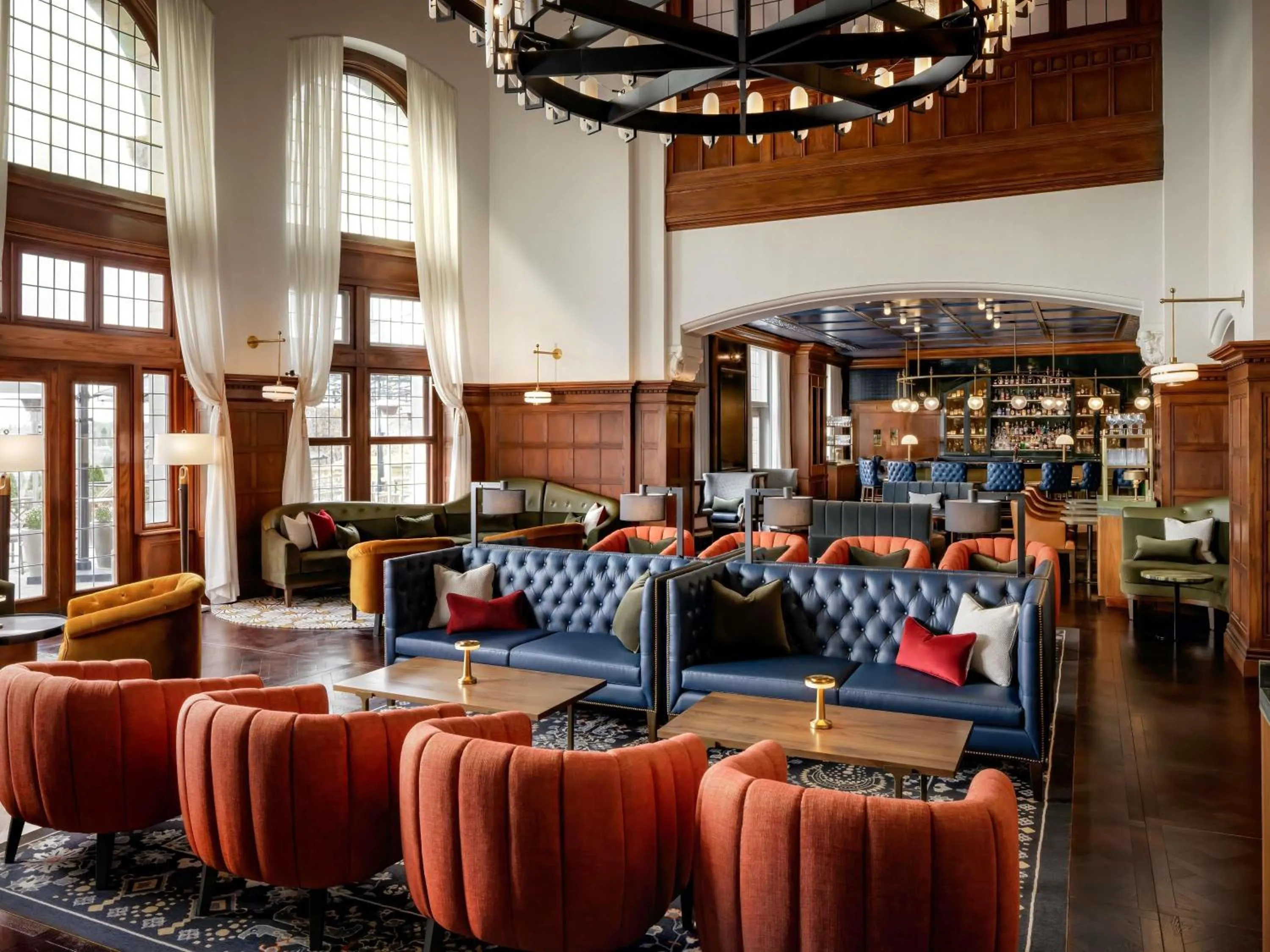 Lounge or bar in Fairmont Hotel Macdonald