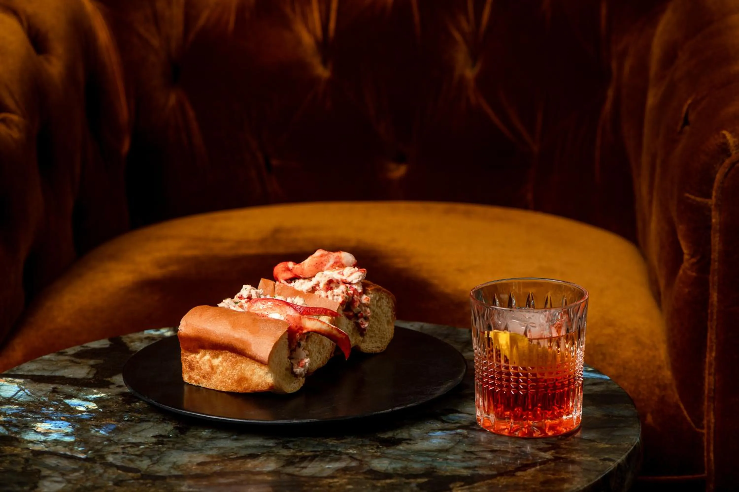 Lounge or bar in Fairmont Hotel Macdonald