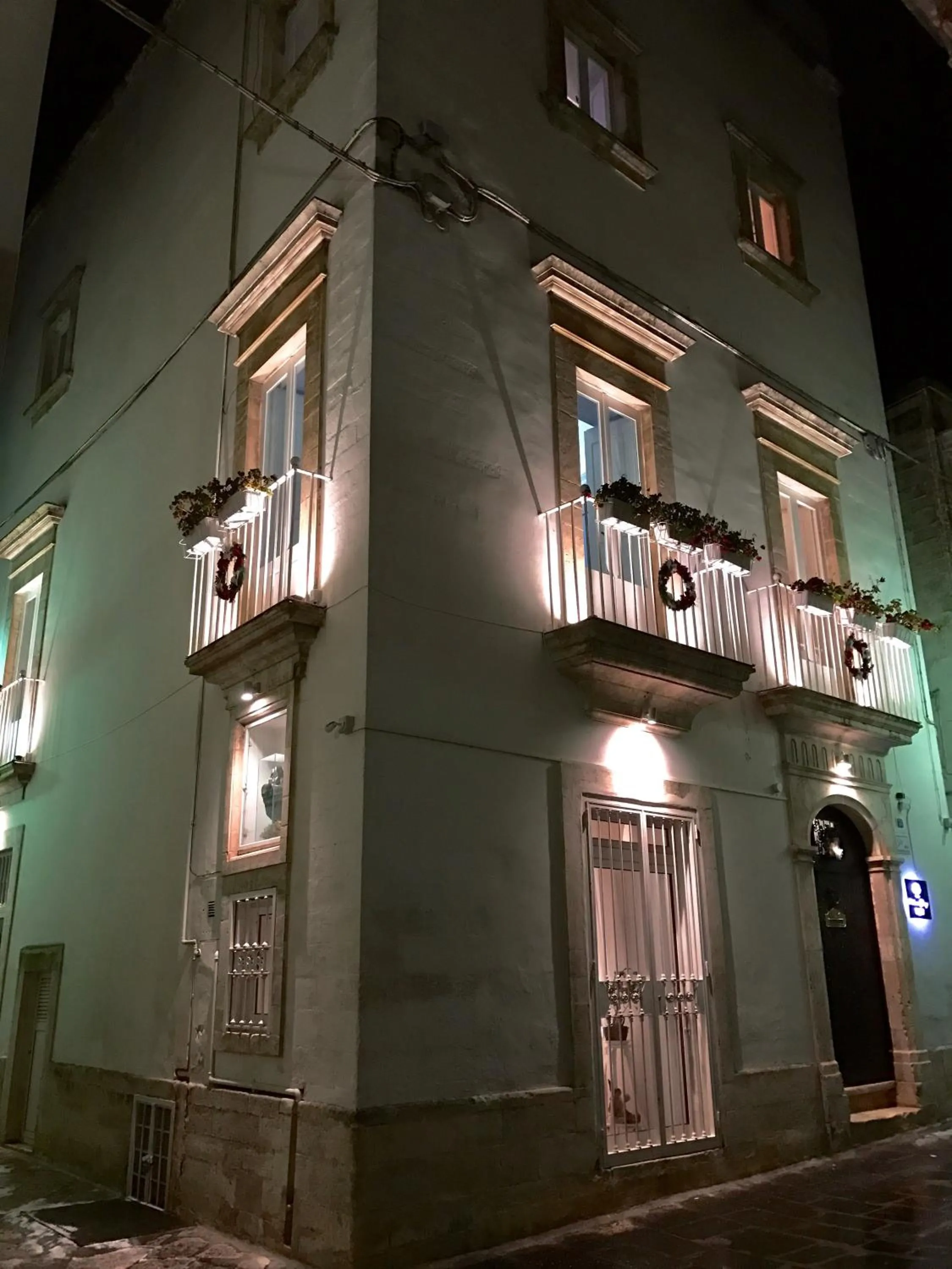 Facade/entrance in B&B Palazzo Giorgi