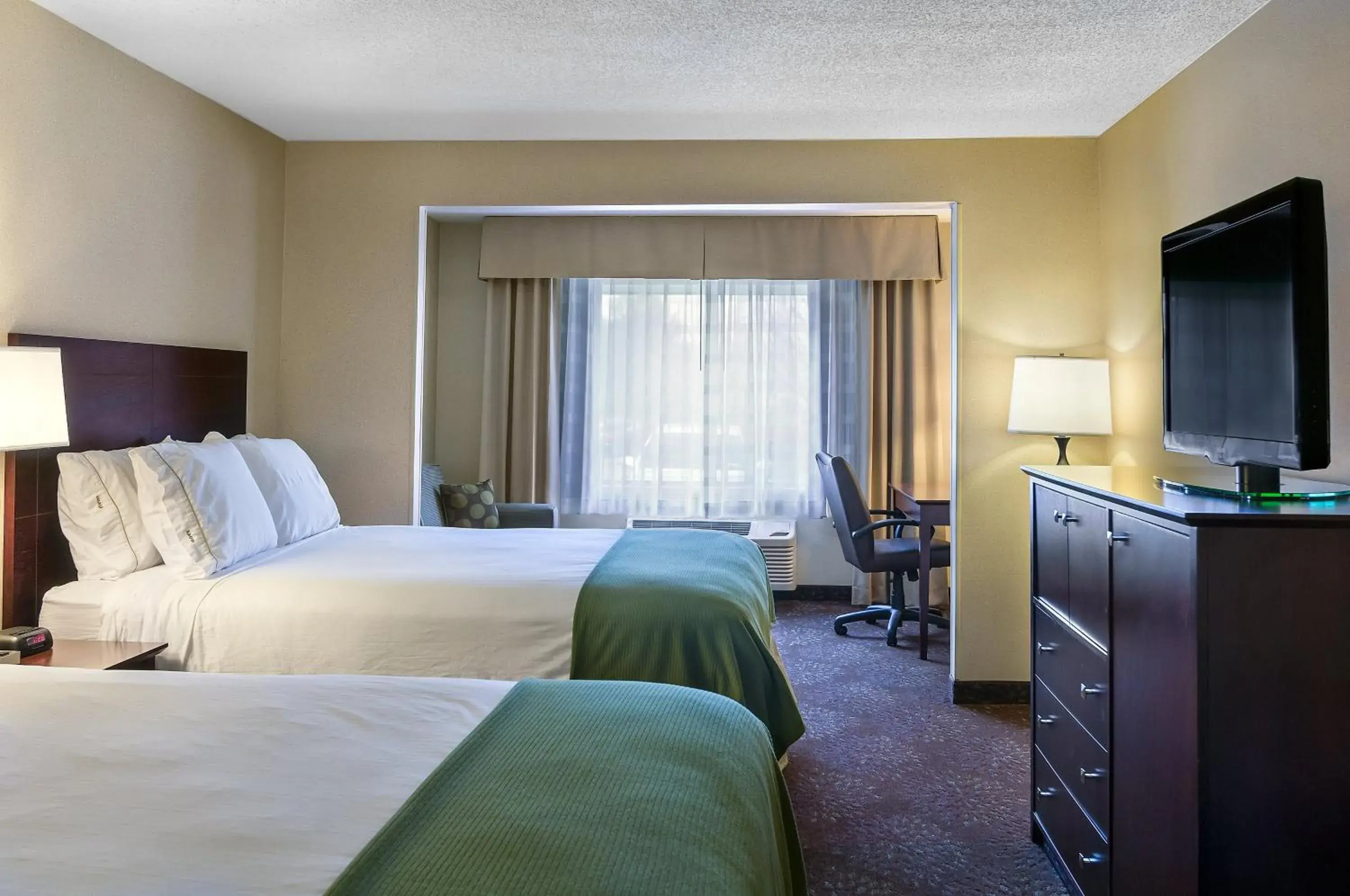 Queen Suite with Two Queen Beds in Holiday Inn Express & Suites Sandy - South Salt Lake City by IHG Queen Suite with Two Queen Beds in Holiday Inn Express & Suites Sandy - South Salt Lake City by IHG