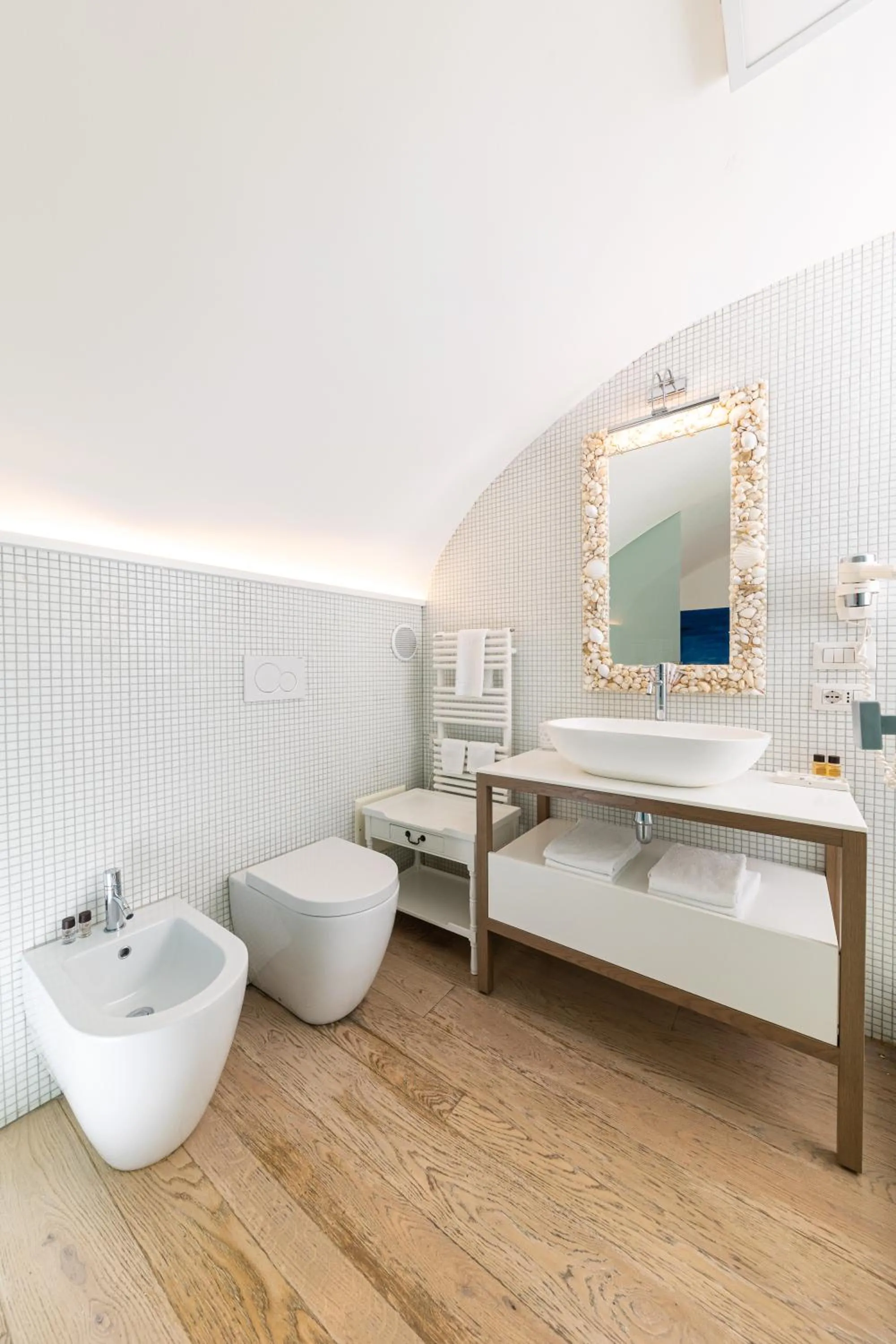 Toilet in Casa Boutique by Capri 5 Senses