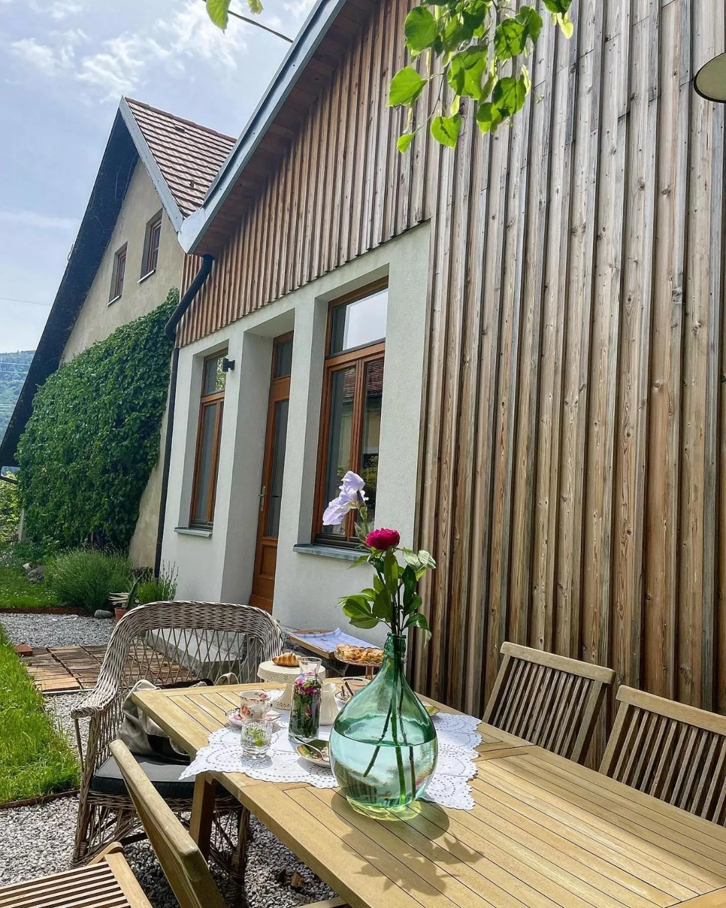 Property building in Mala Kmetija