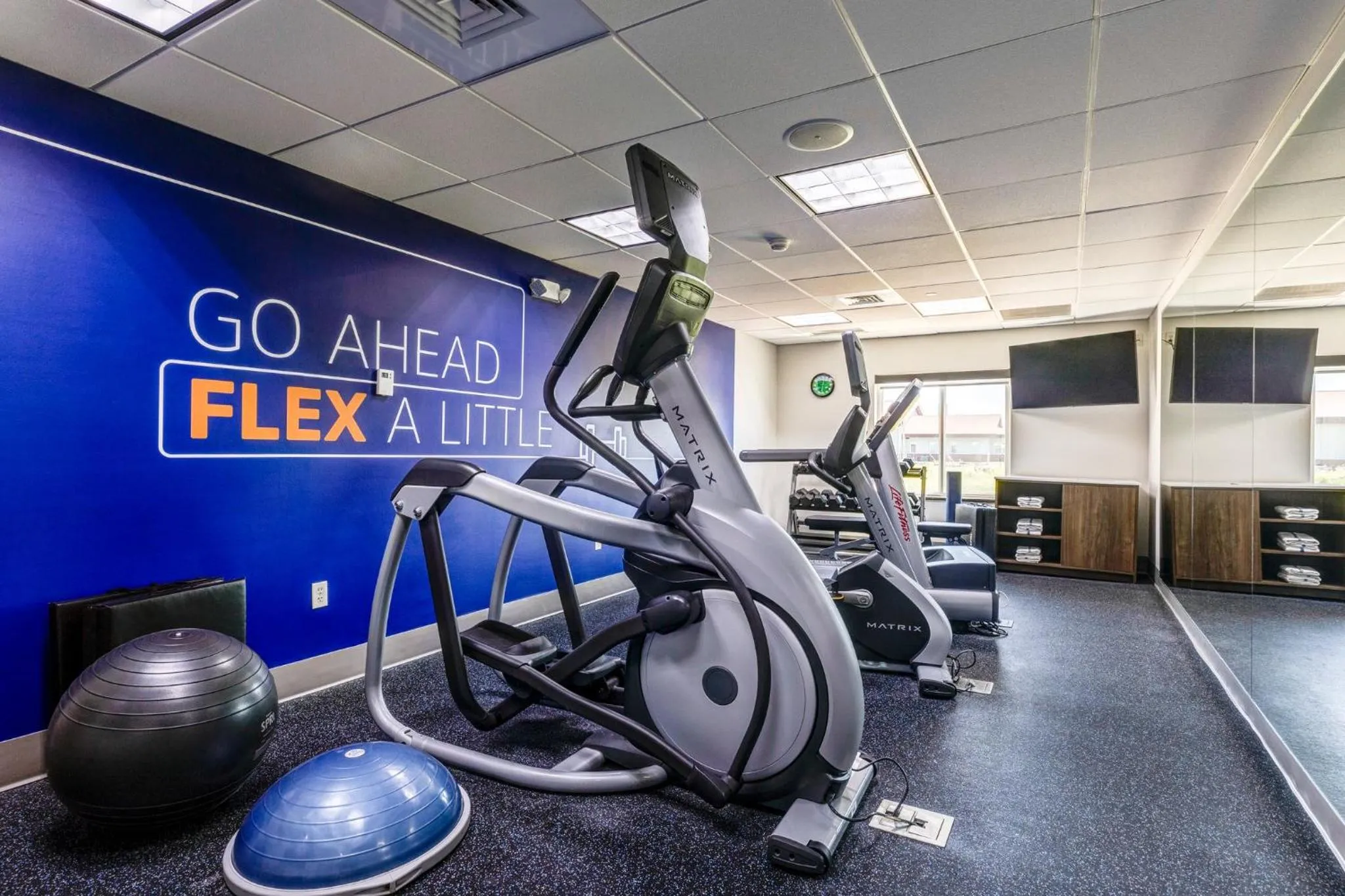 Spa and wellness centre/facilities in Holiday Inn Express Hotel & Suites Salina by IHG