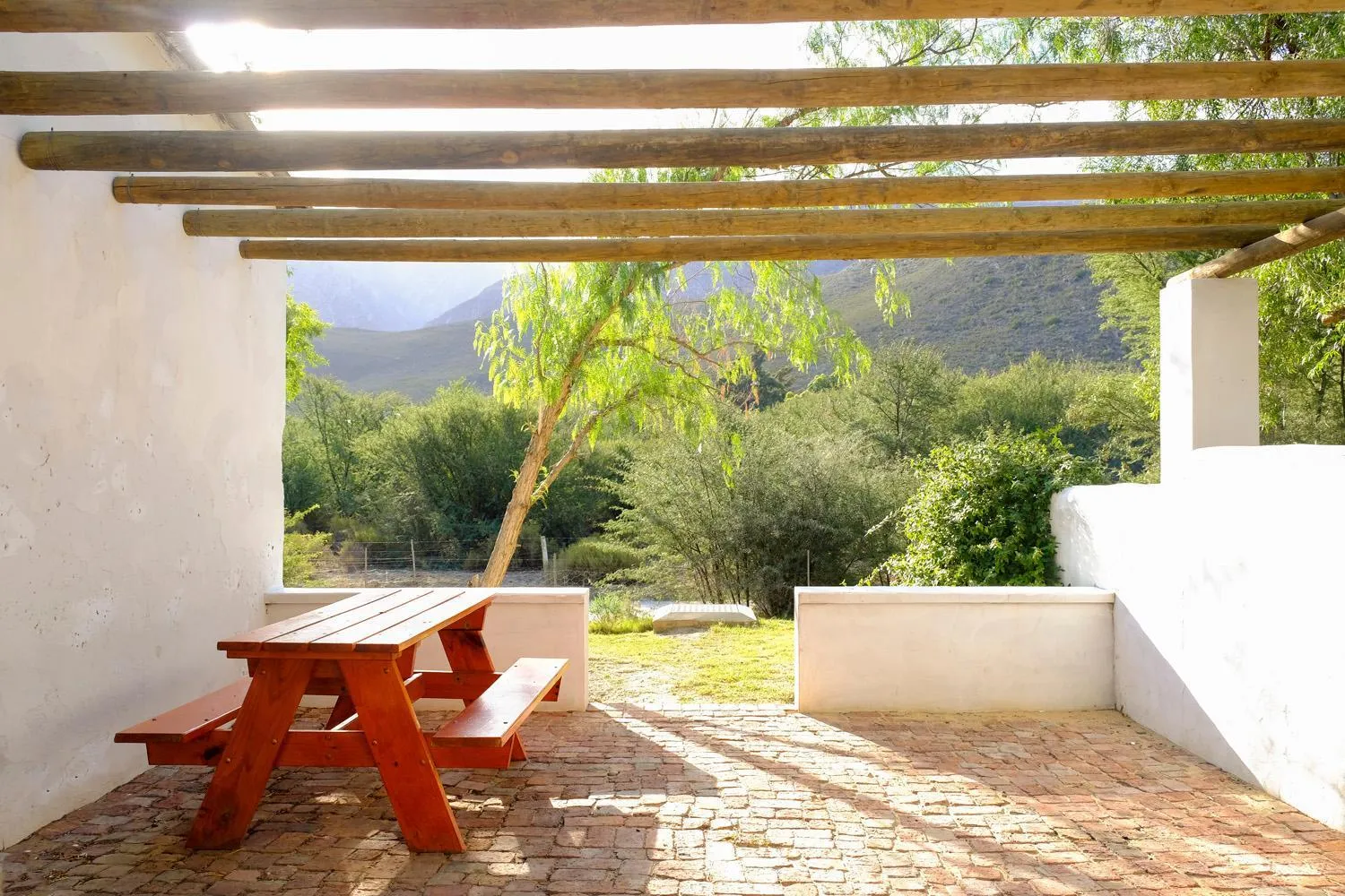 Garden in De Bos Cottages