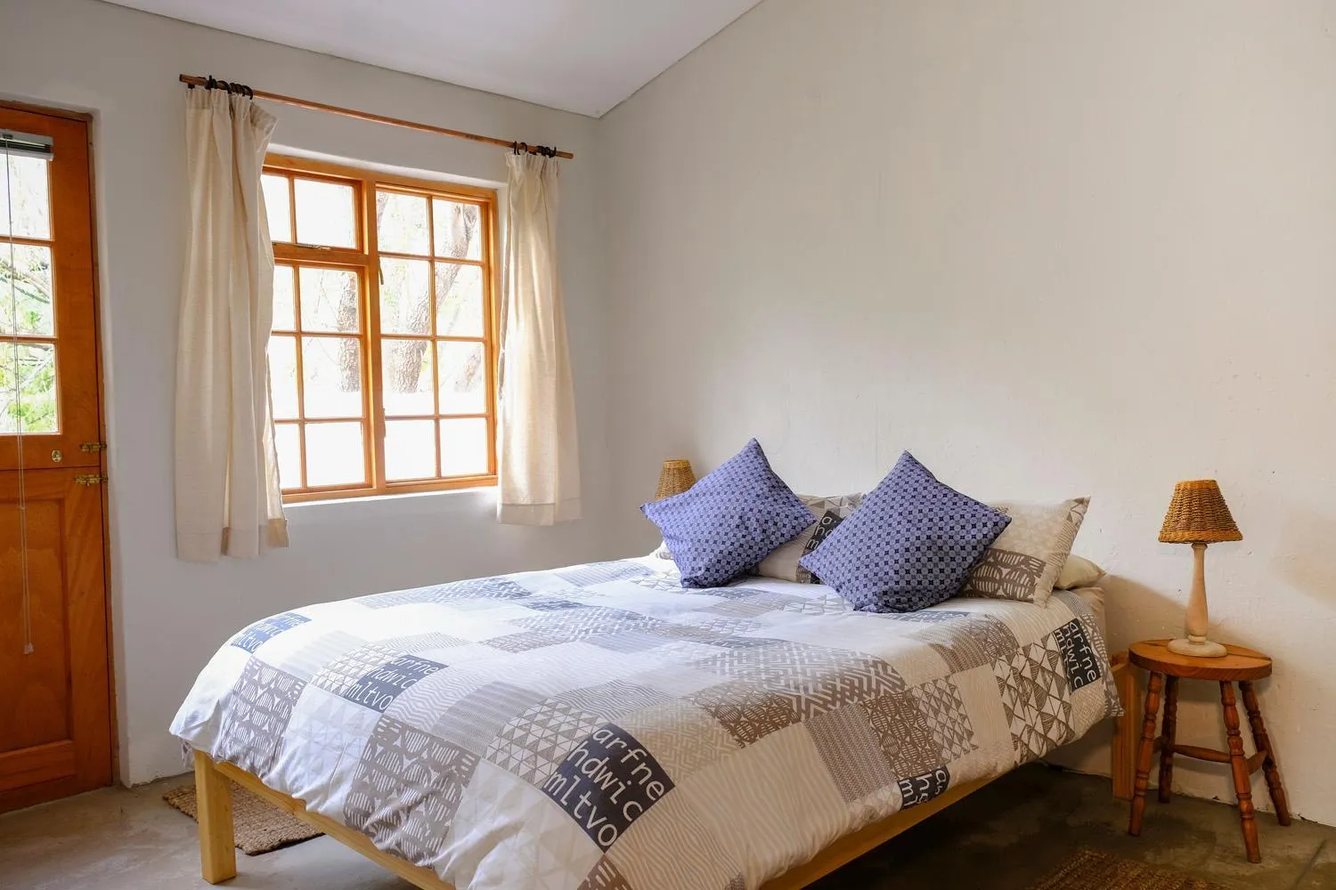 Bedroom, Bed in De Bos Cottages