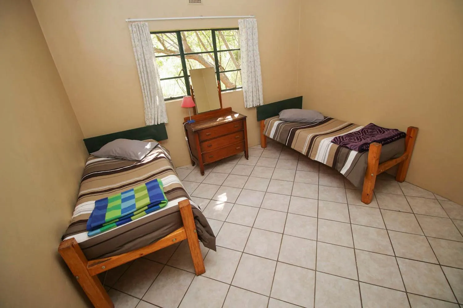 Bedroom, Bed in De Bos Cottages