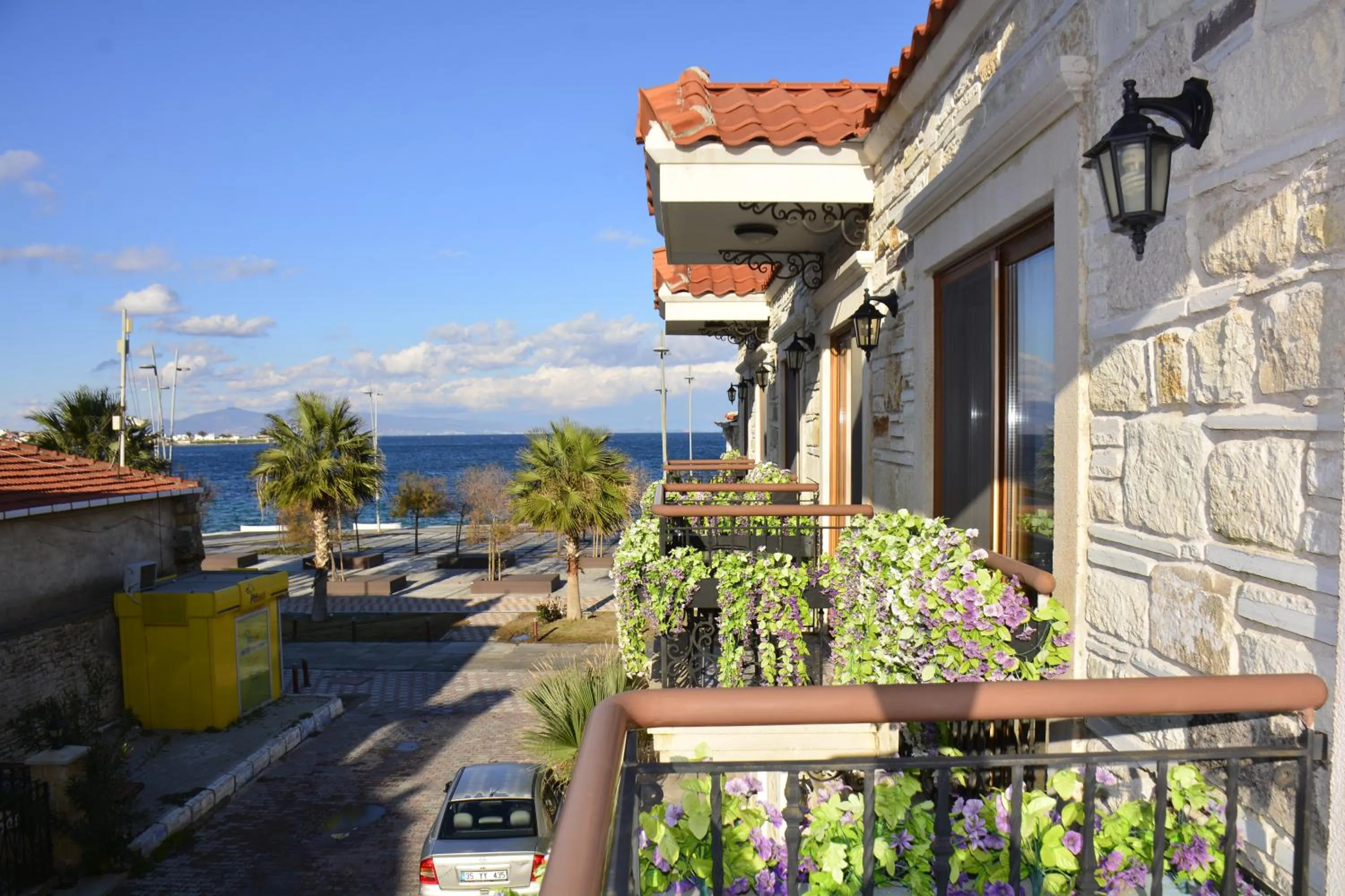 Patio in Focamor Otel