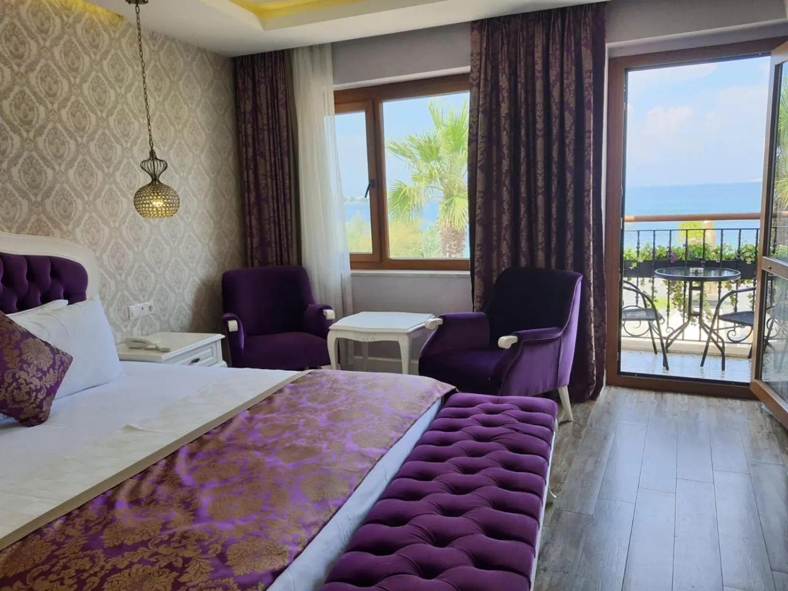 View (from property/room), Bed in Focamor Otel