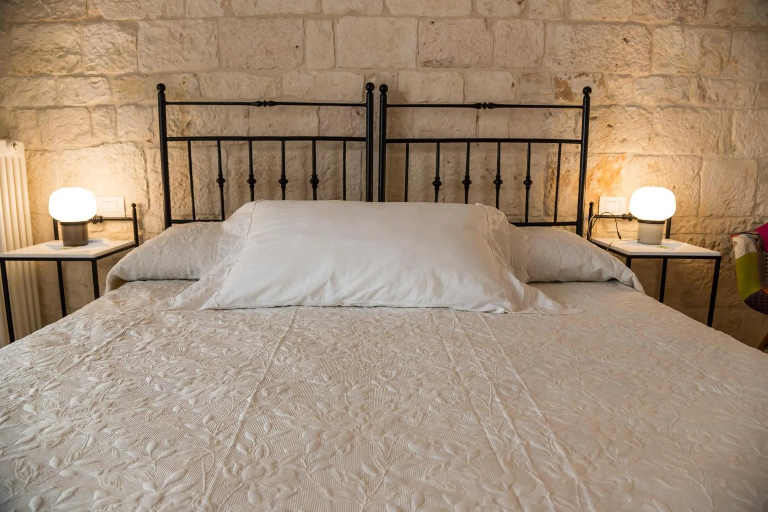 Bed in Da Concavo e Convesso