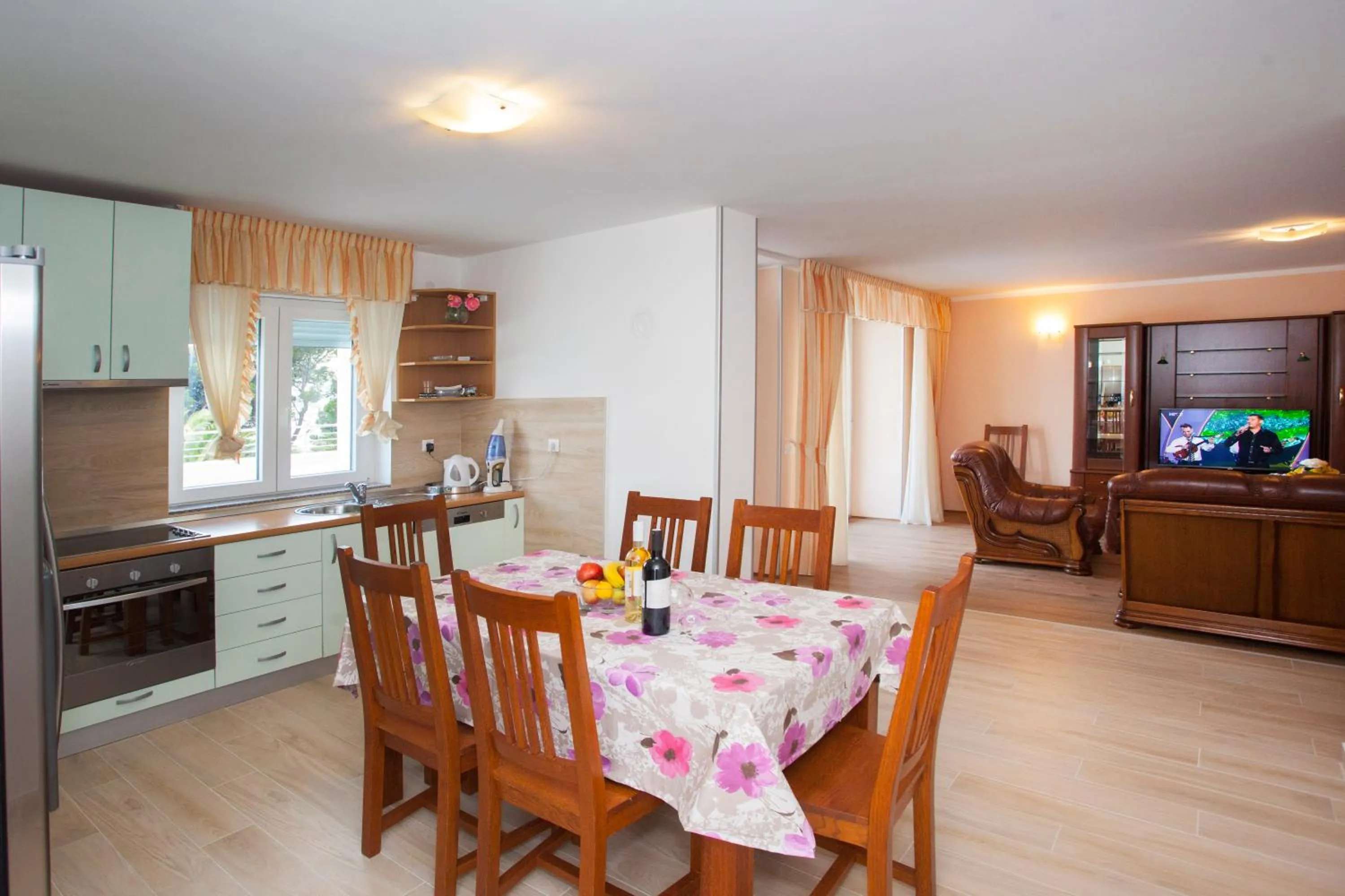 Dining area in Villa Vinka