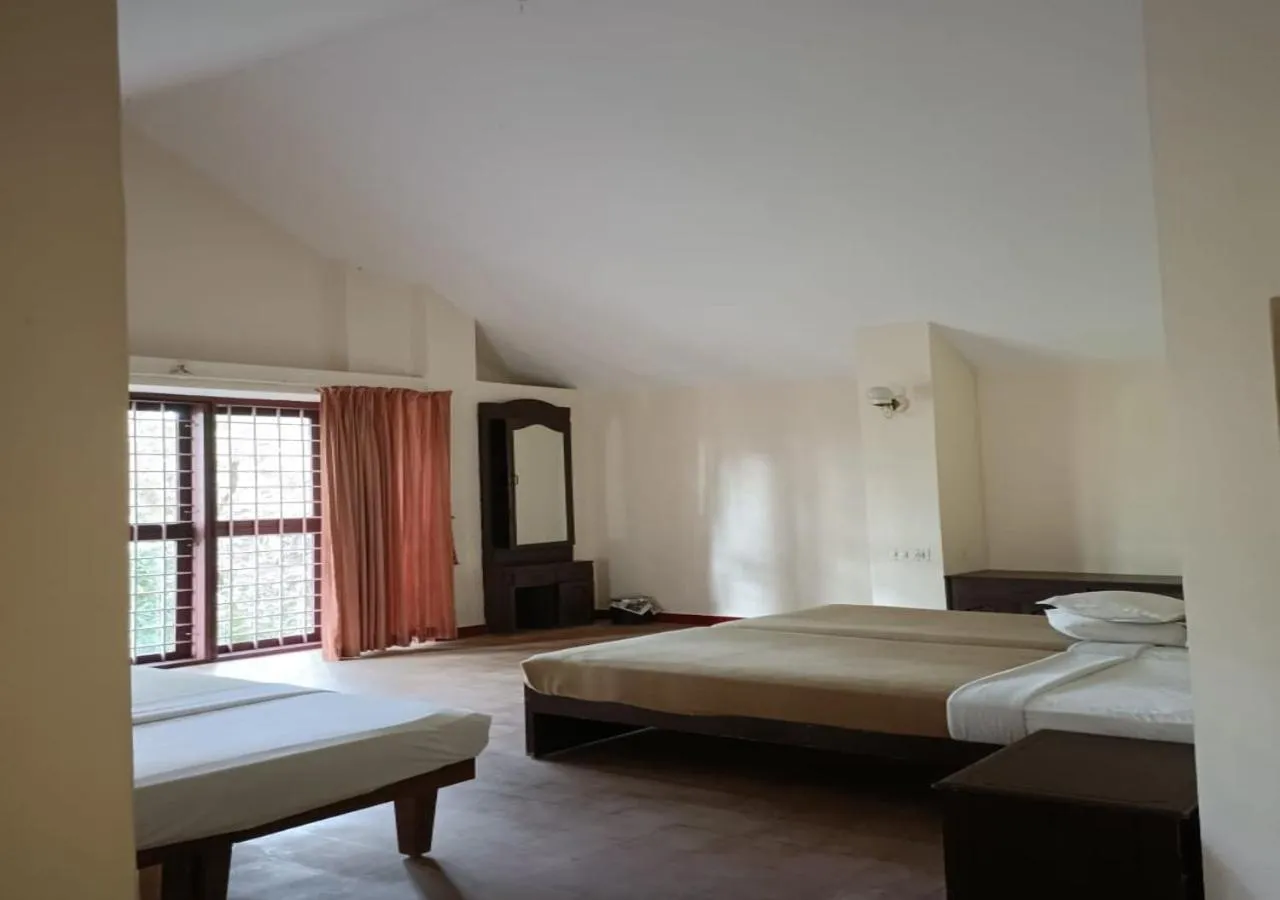 Bedroom, Bed in Vagamon Heights