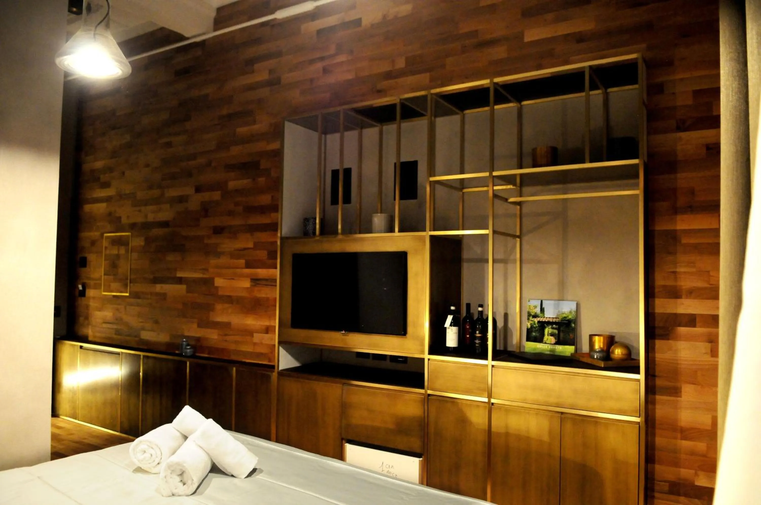 Bedroom, Bed in Benci House