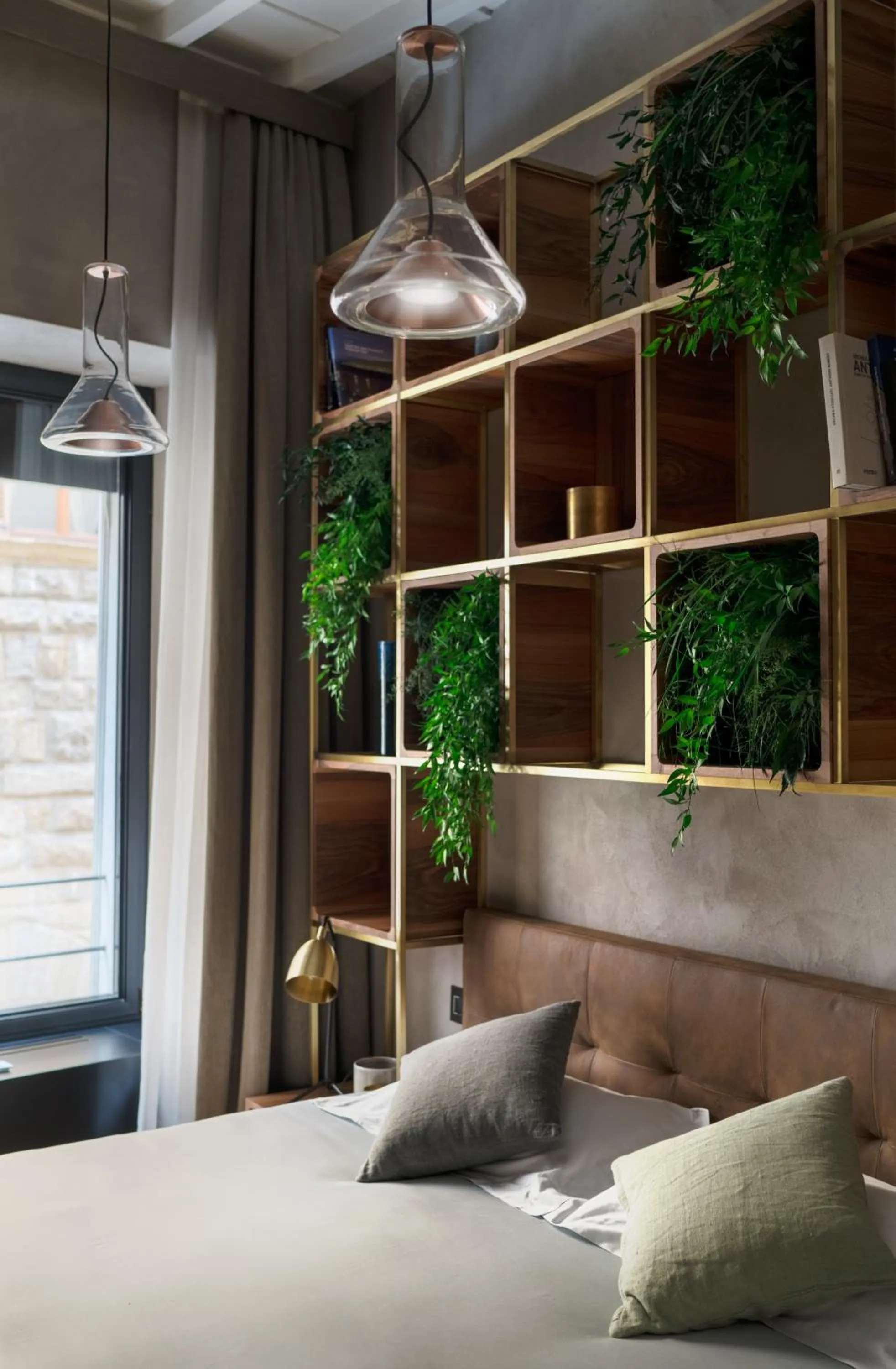 Decorative detail, Bed in Benci House