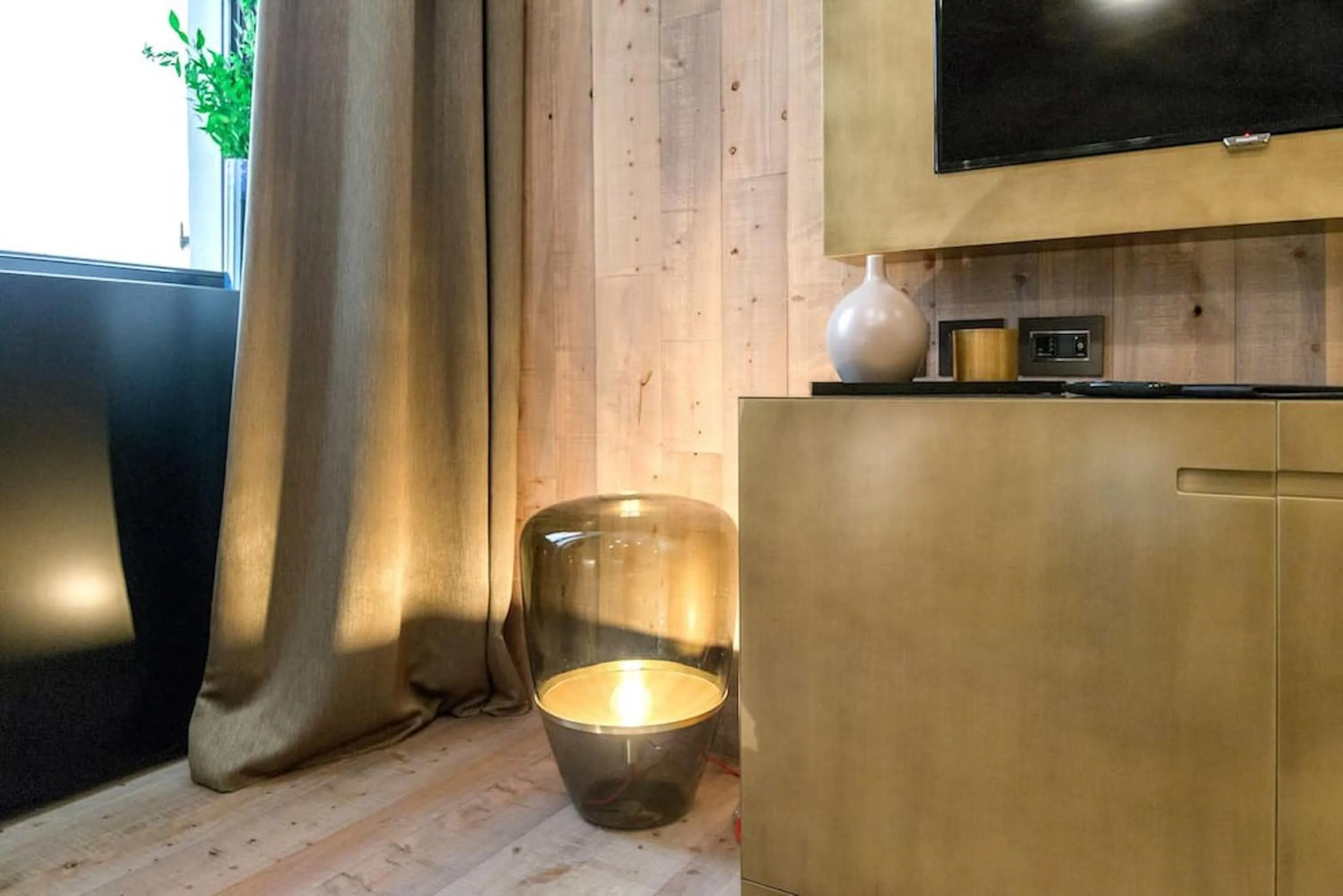 Decorative detail in Benci House